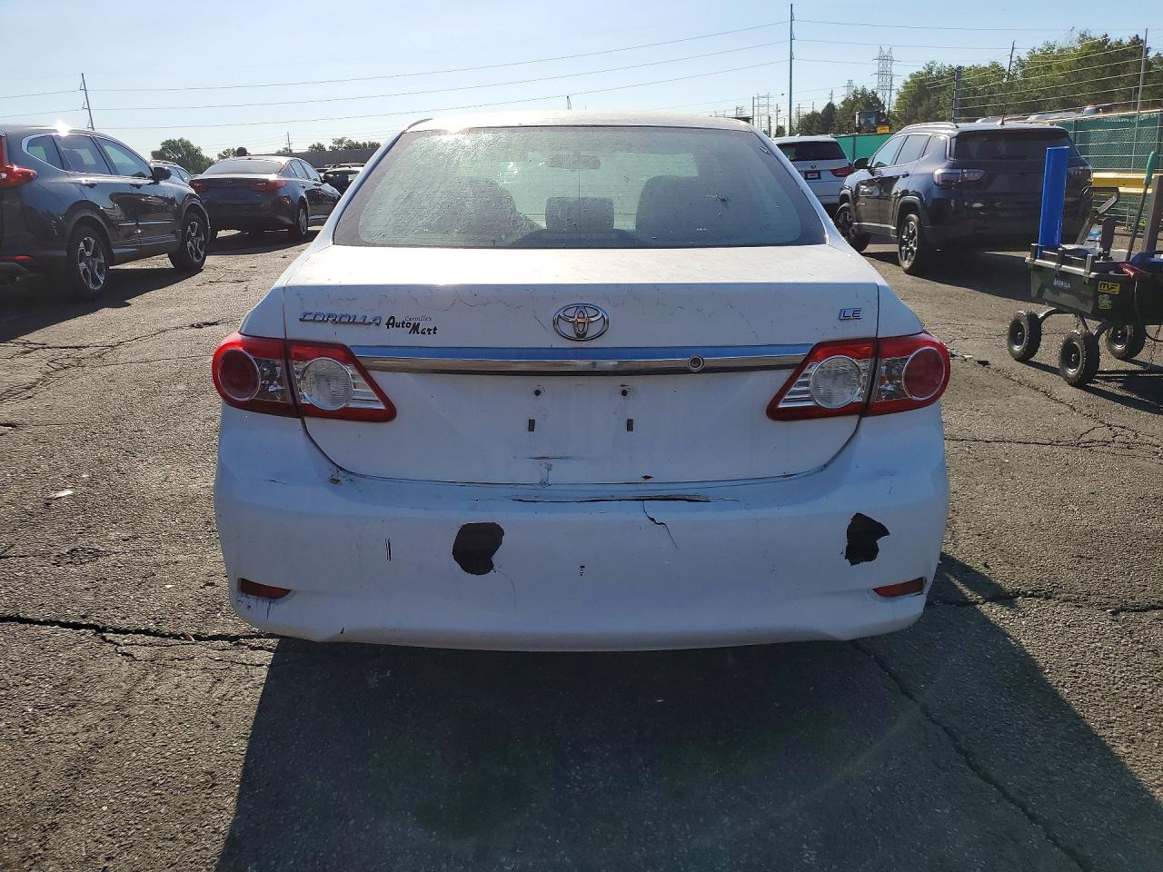 2012 Toyota Corolla Le White vin: 2T1BU4EEXCC776056