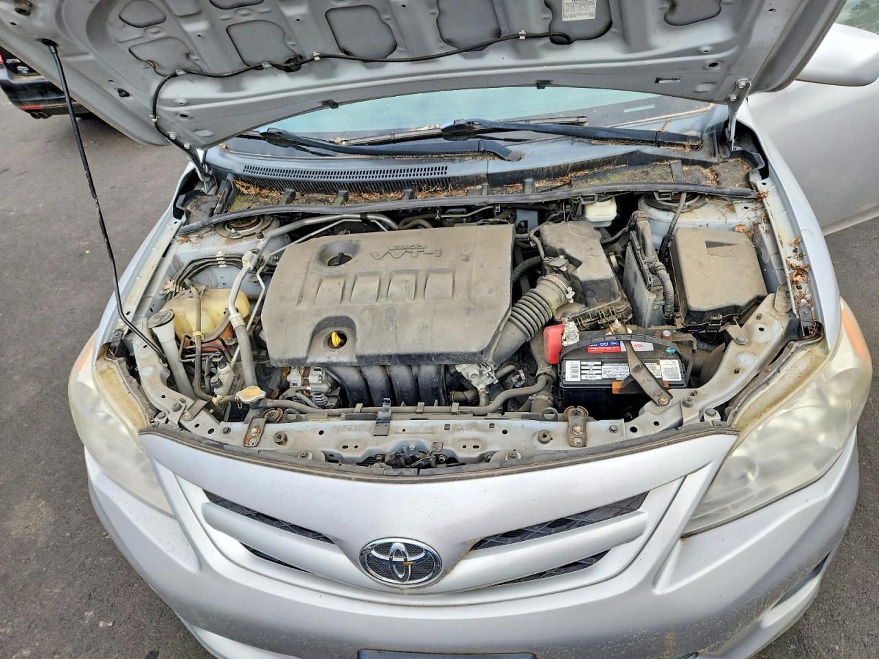 2012 Toyota Corolla Le Silver vin: 2T1BU4EEXCC831475