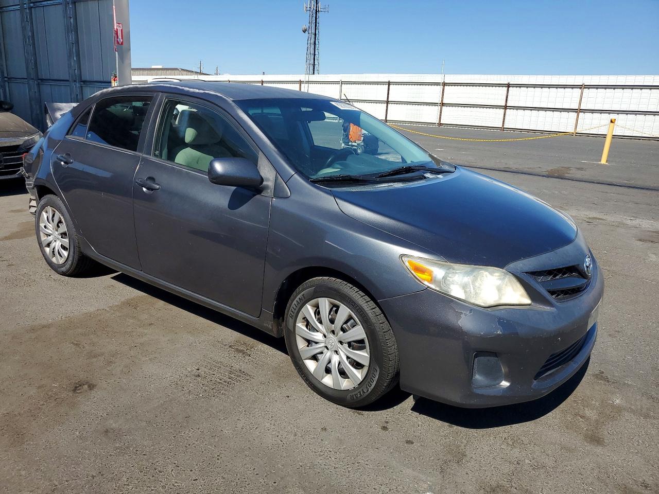 2012 Toyota Corolla Le Серый vin: 2T1BU4EEXCC831623