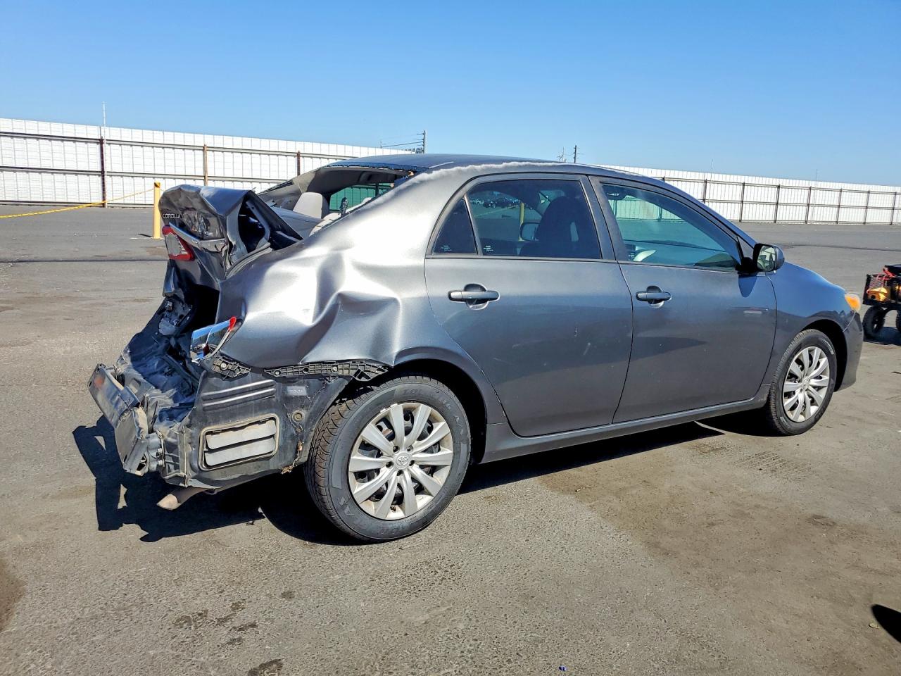 2012 Toyota Corolla Le Серый vin: 2T1BU4EEXCC831623