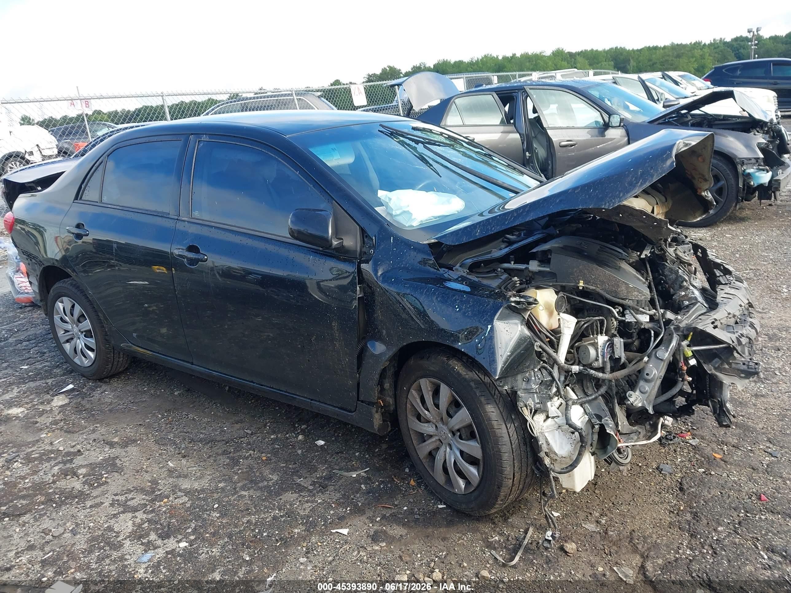 2012 Toyota Corolla Le Black vin: 2T1BU4EEXCC852228