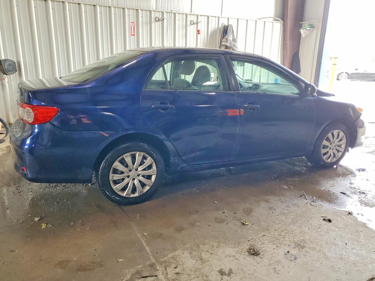 2012 Toyota Corolla Le Blue vin: 2T1BU4EEXCC891868