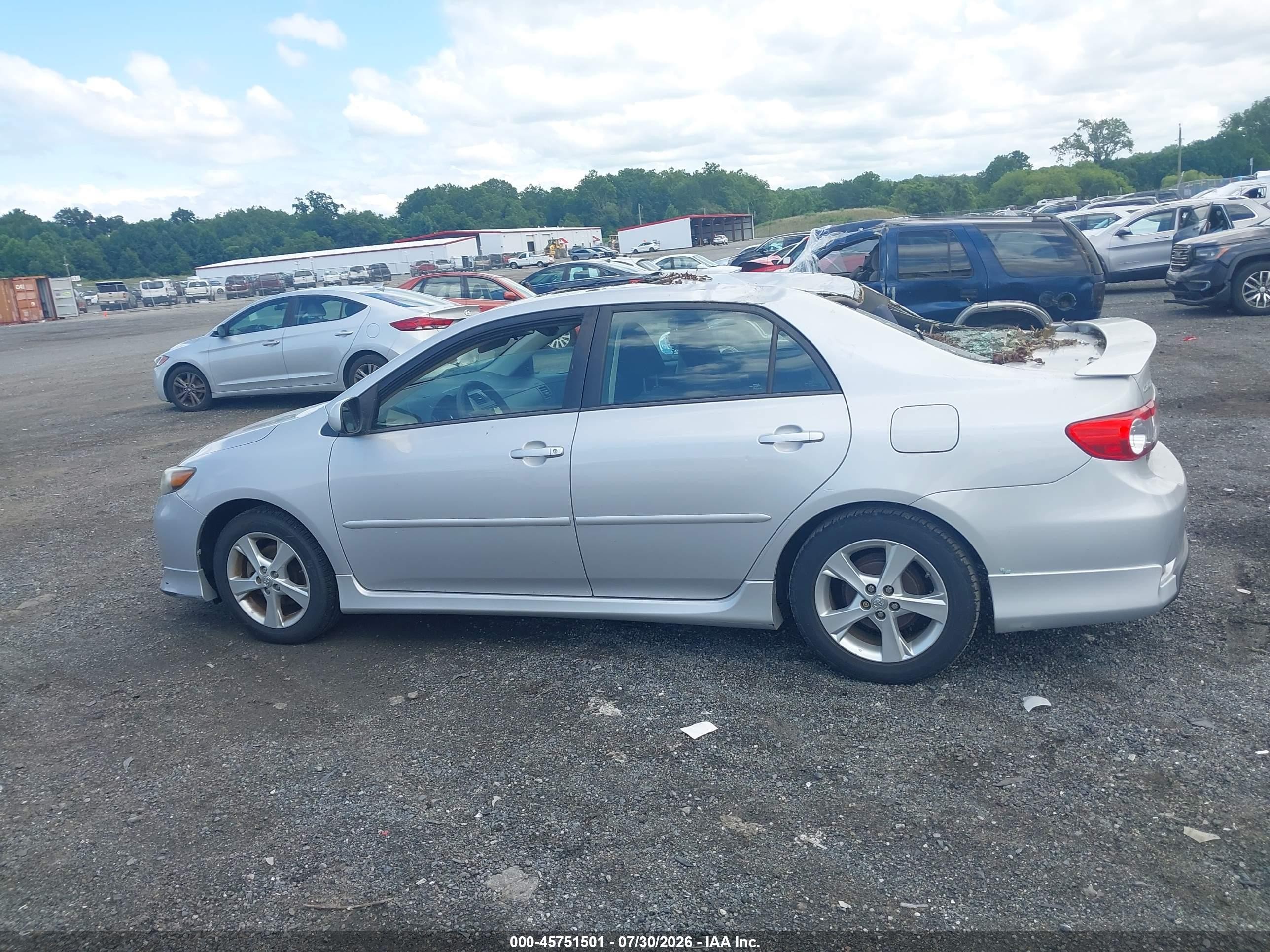 2012 Toyota Corolla S Silver vin: 2T1BU4EEXCC903355