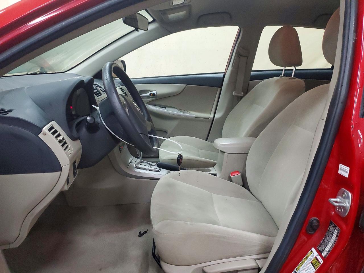 2012 Toyota Corolla Le Красный vin: 2T1BU4EEXCC907177