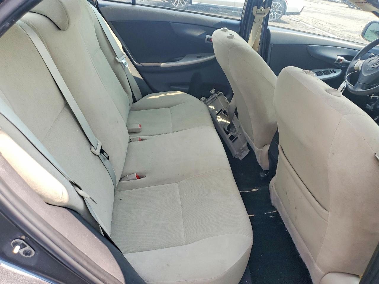 2013 Toyota Corolla Le Gray vin: 2T1BU4EEXDC021605