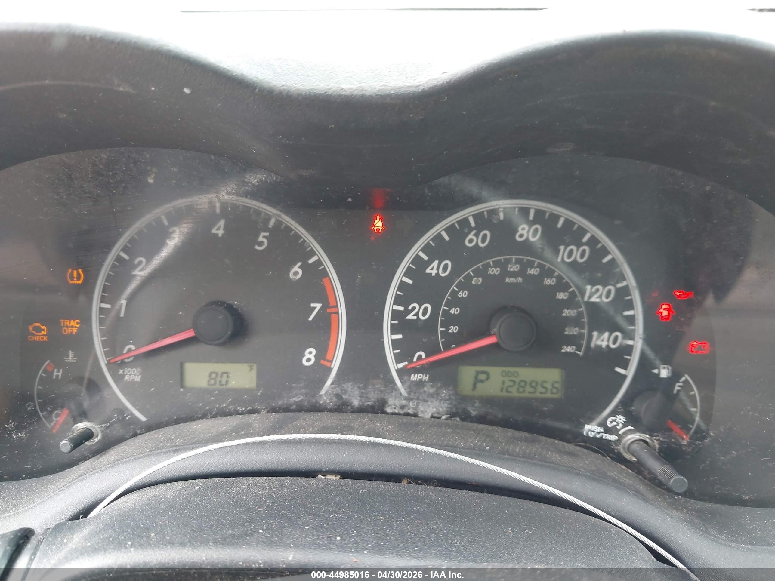 2013 Toyota Corolla Le Золотой vin: 2T1BU4EEXDC023645