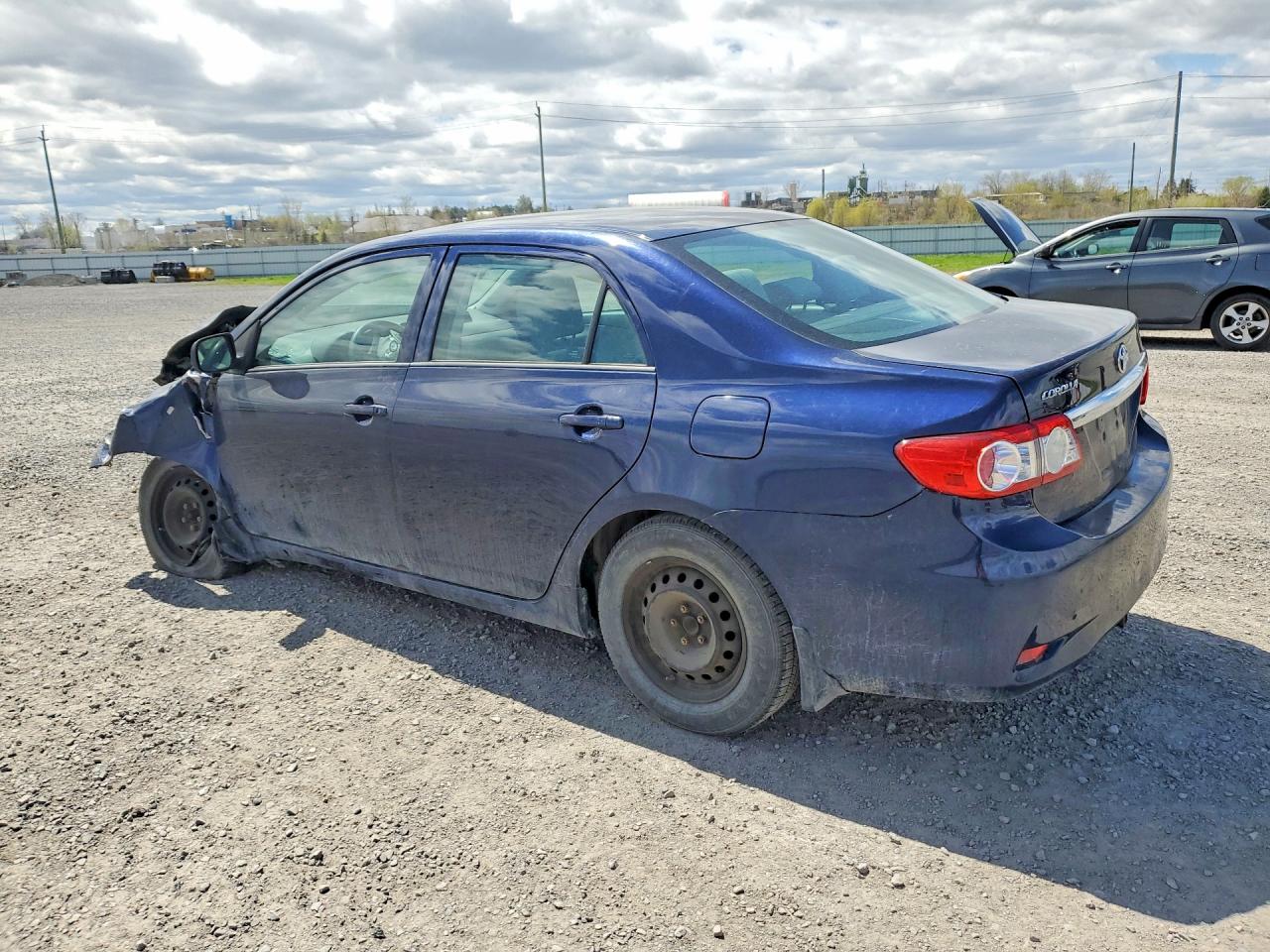 2013 Toyota Corolla L Blue vin: 2T1BU4EEXDC051607