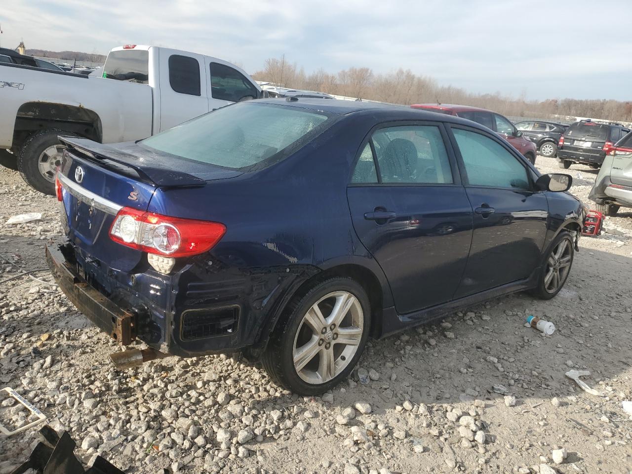 2013 Toyota Corolla Base Blue vin: 2T1BU4EEXDC055477