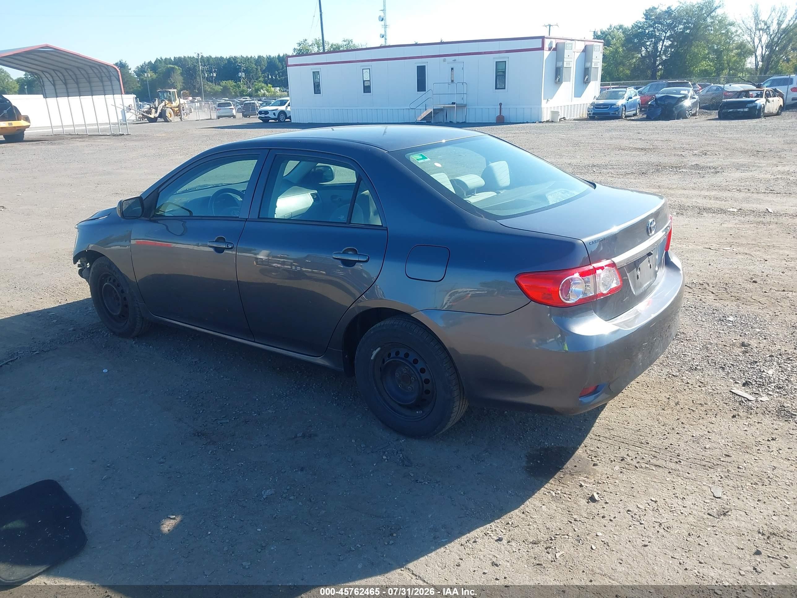 2013 Toyota Corolla L Gray vin: 2T1BU4EEXDC058444