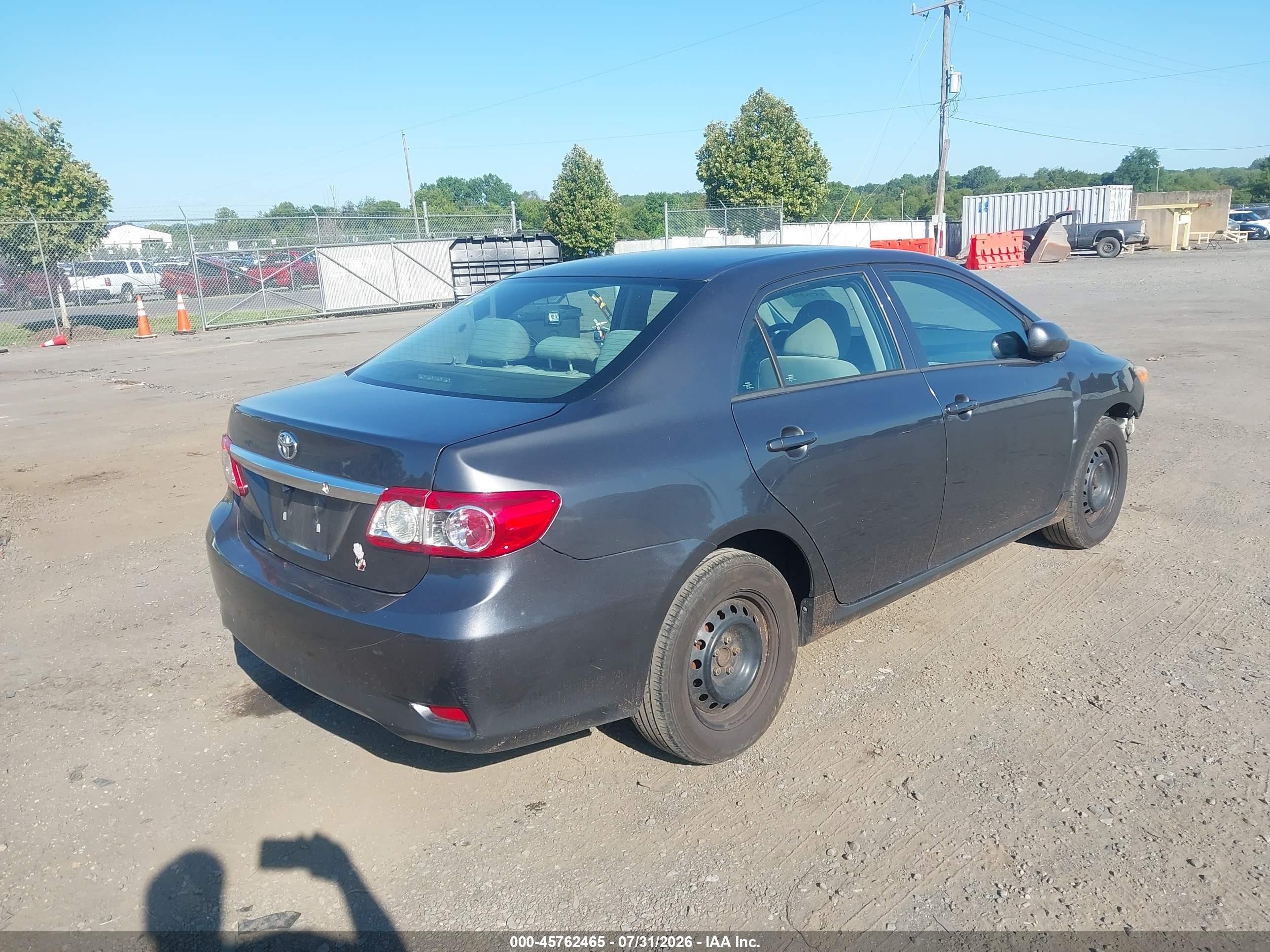 2013 Toyota Corolla L Gray vin: 2T1BU4EEXDC058444