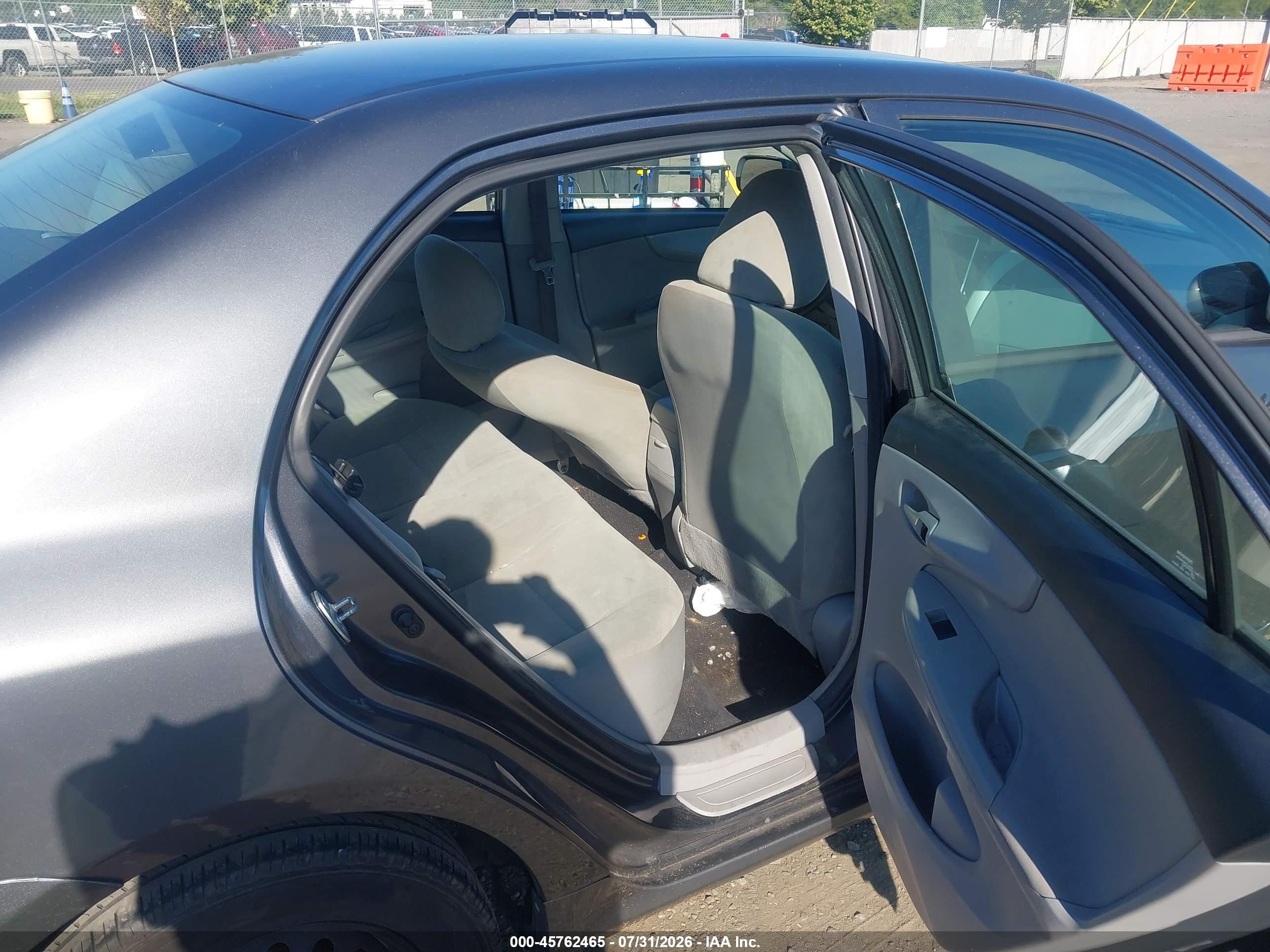2013 Toyota Corolla L Gray vin: 2T1BU4EEXDC058444