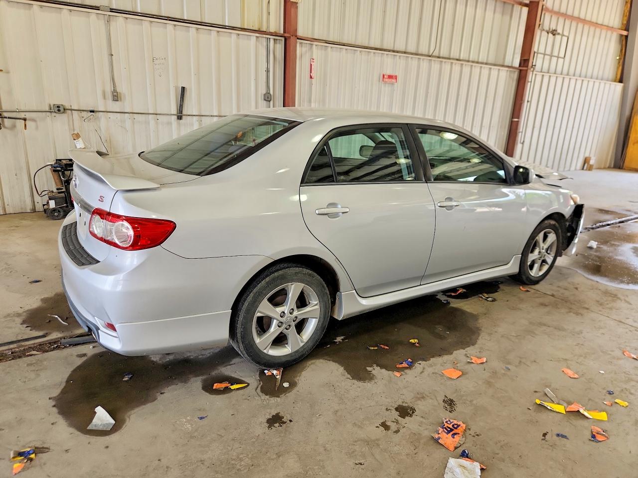 2013 Toyota Corolla S Silver vin: 2T1BU4EEXDC062882