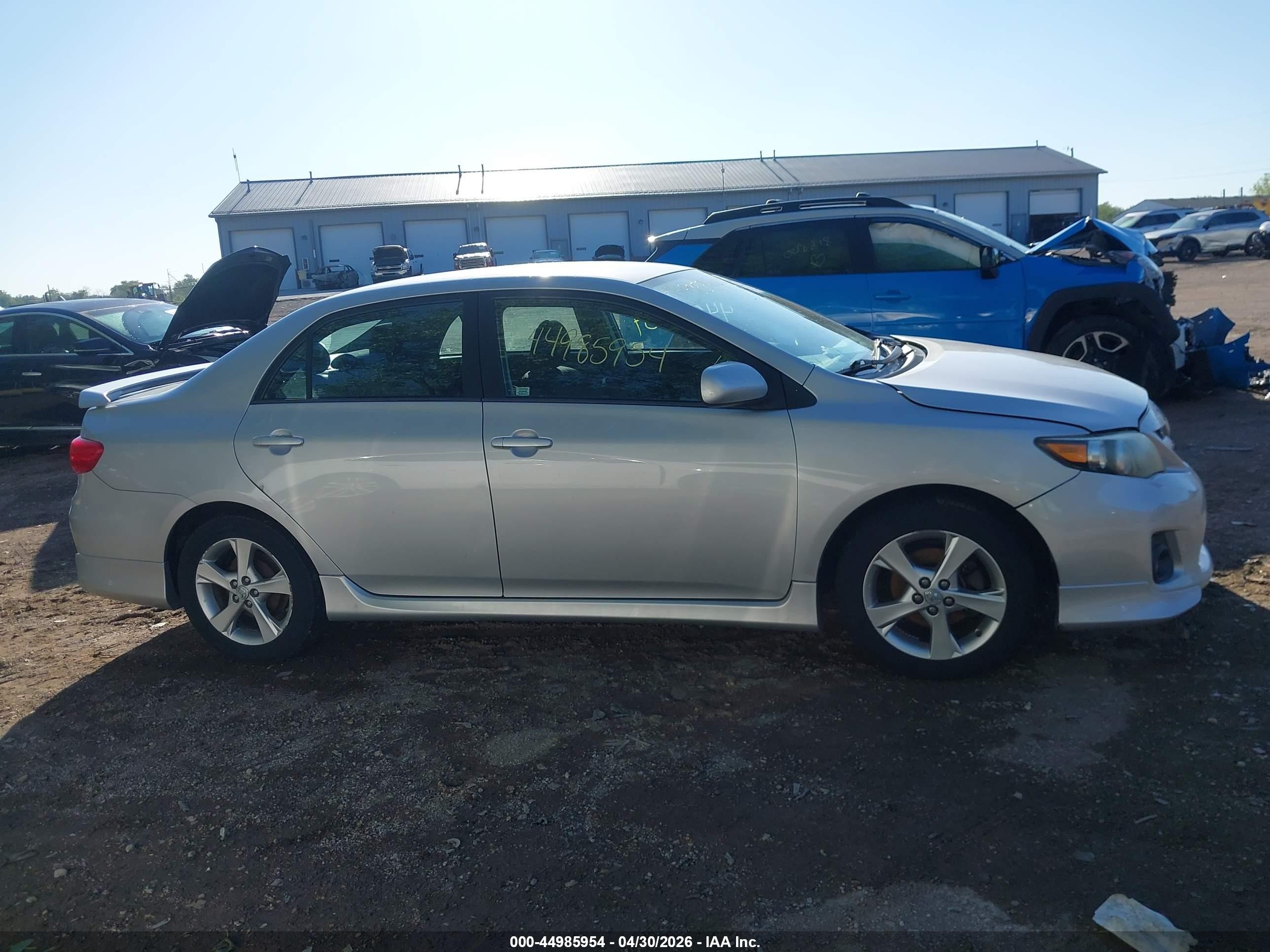 2013 Toyota Corolla S Silver vin: 2T1BU4EEXDC063224