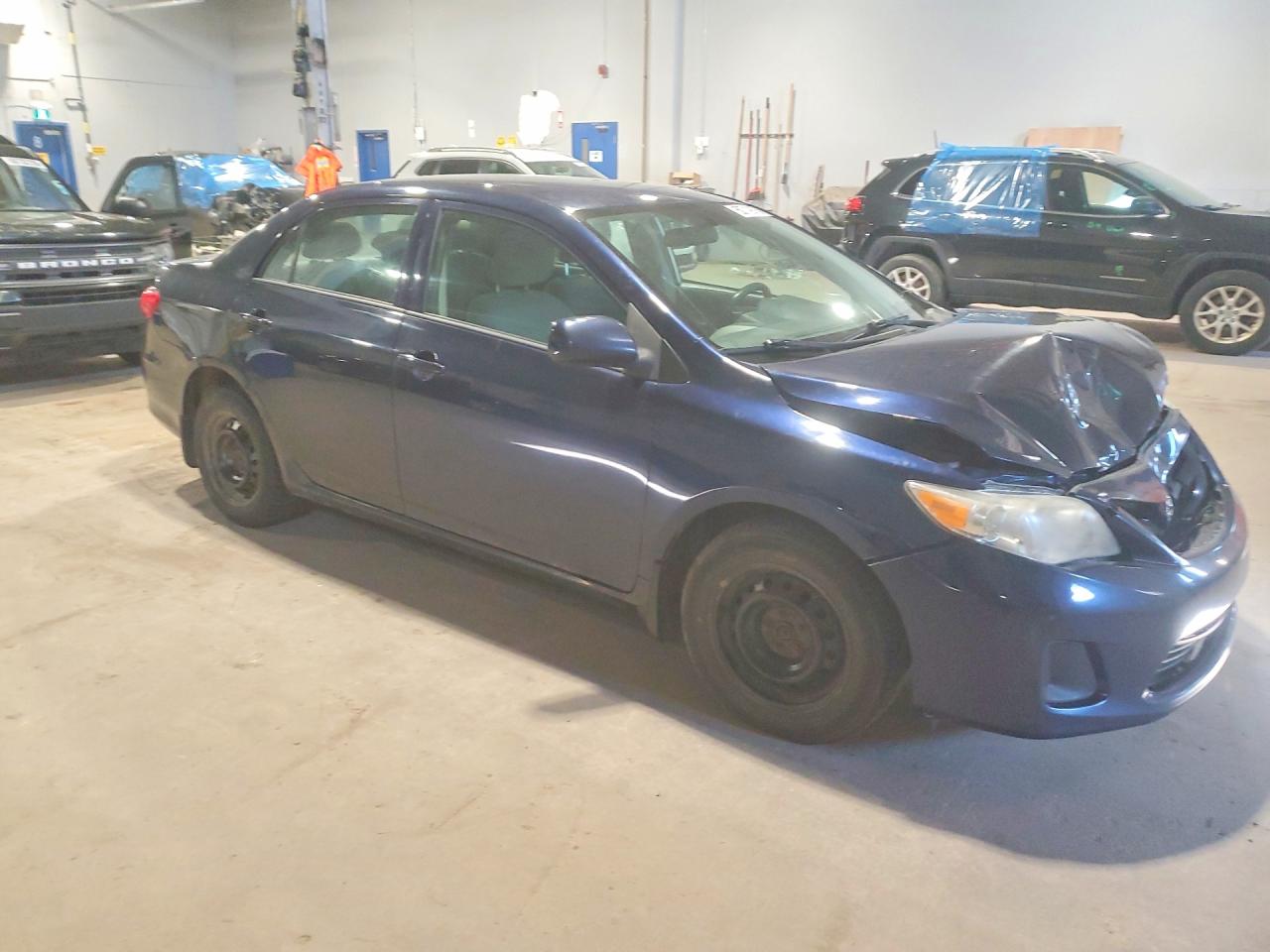 2013 Toyota Corolla L Blue vin: 2T1BU4EEXDC066298