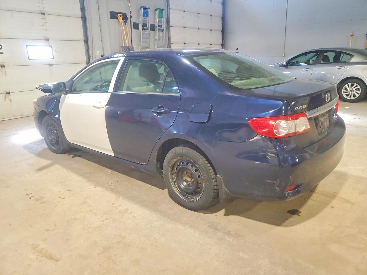 2013 Toyota Corolla L Blue vin: 2T1BU4EEXDC066298