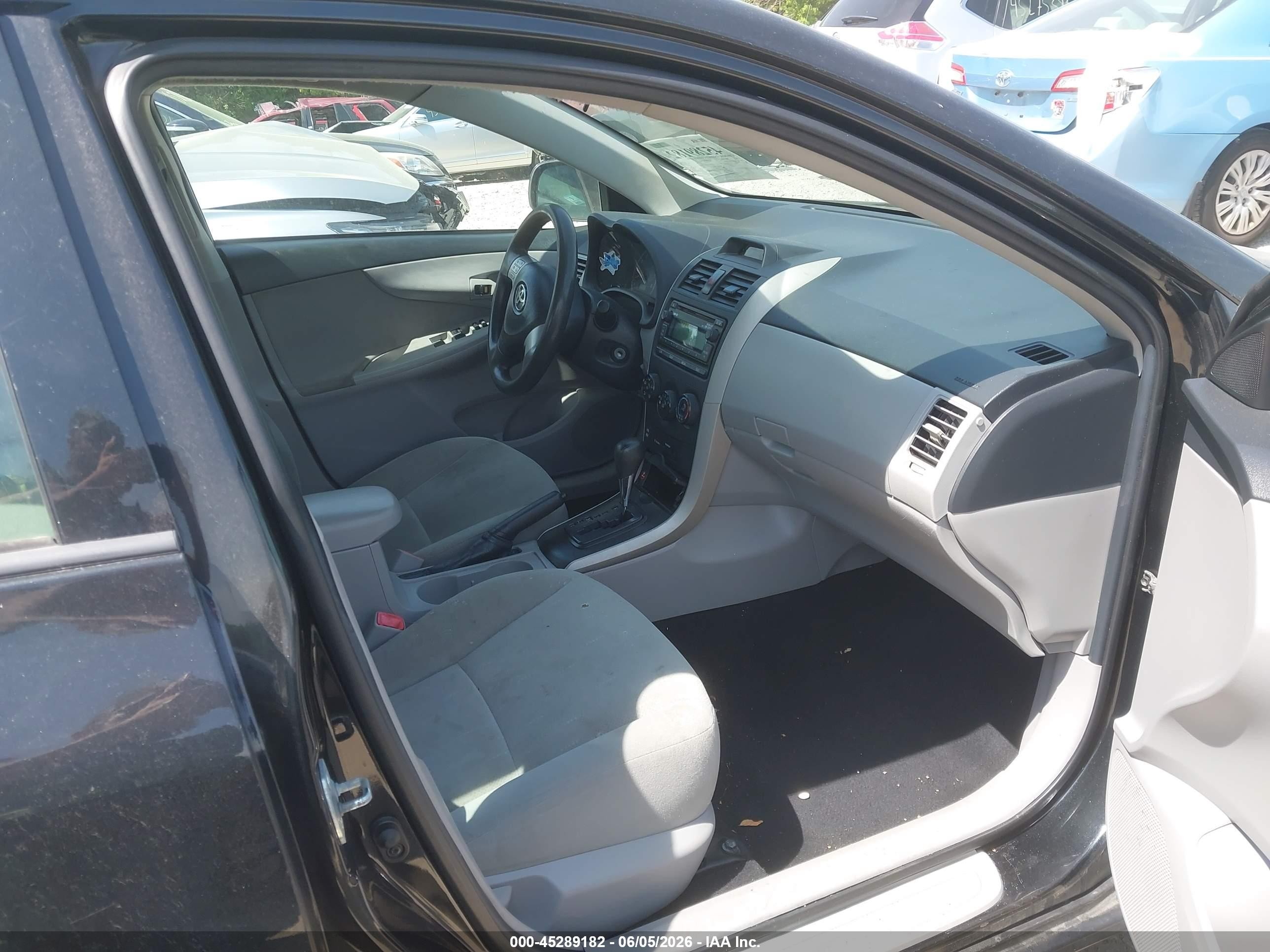 2013 Toyota Corolla L Black vin: 2T1BU4EEXDC078189