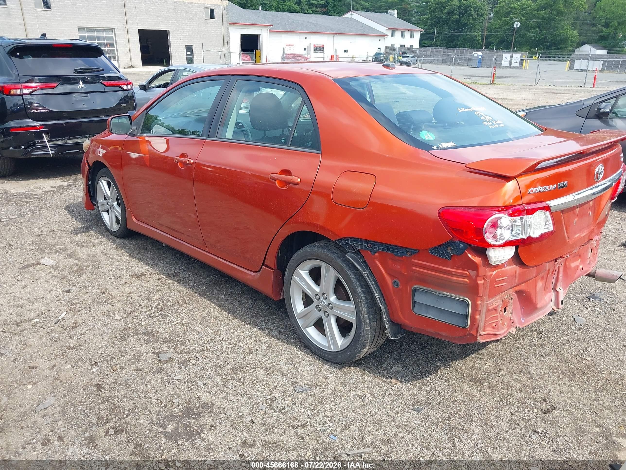 2013 Toyota Corolla S Special Edition Orange vin: 2T1BU4EEXDC086115