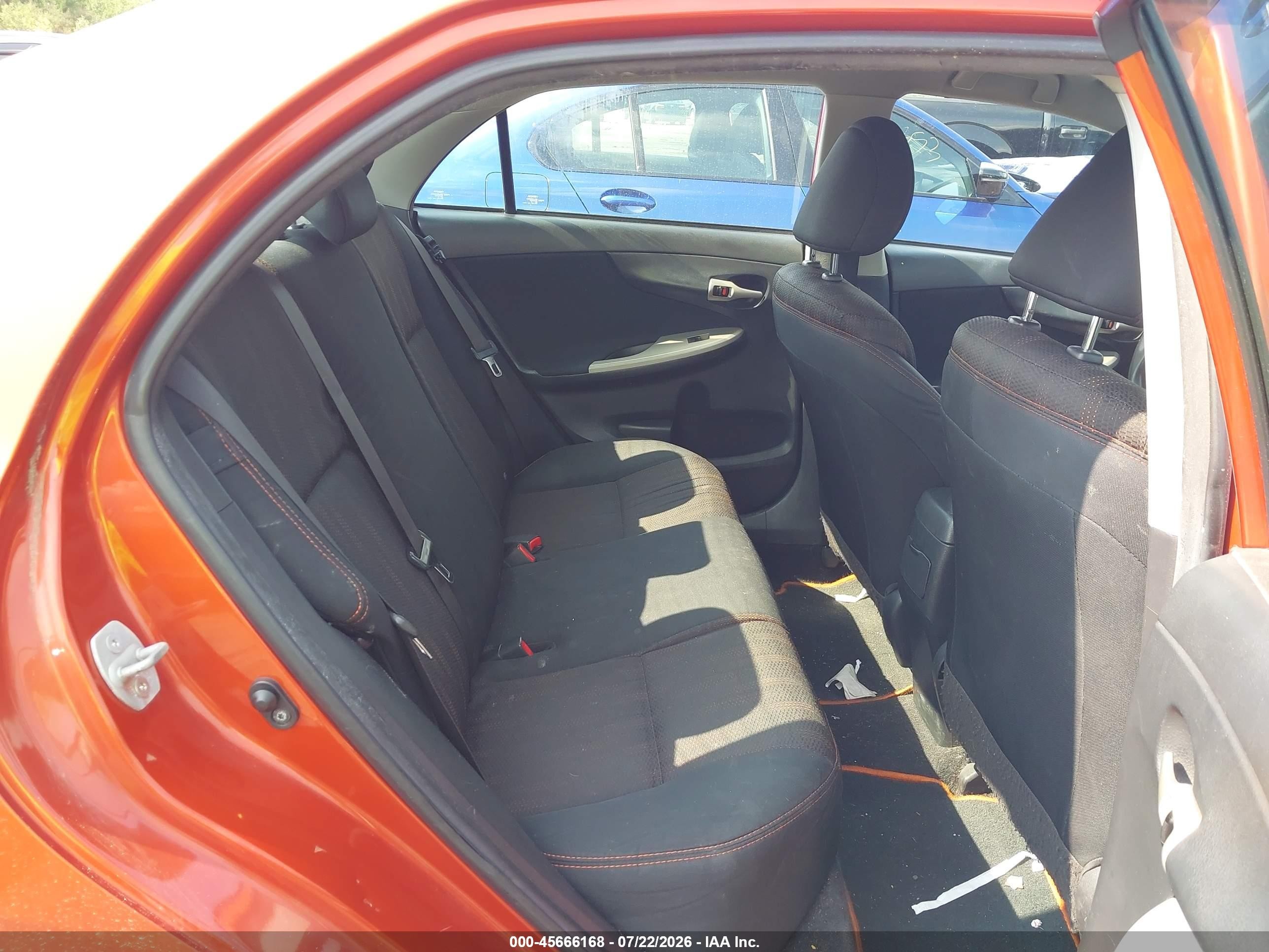 2013 Toyota Corolla S Special Edition Orange vin: 2T1BU4EEXDC086115