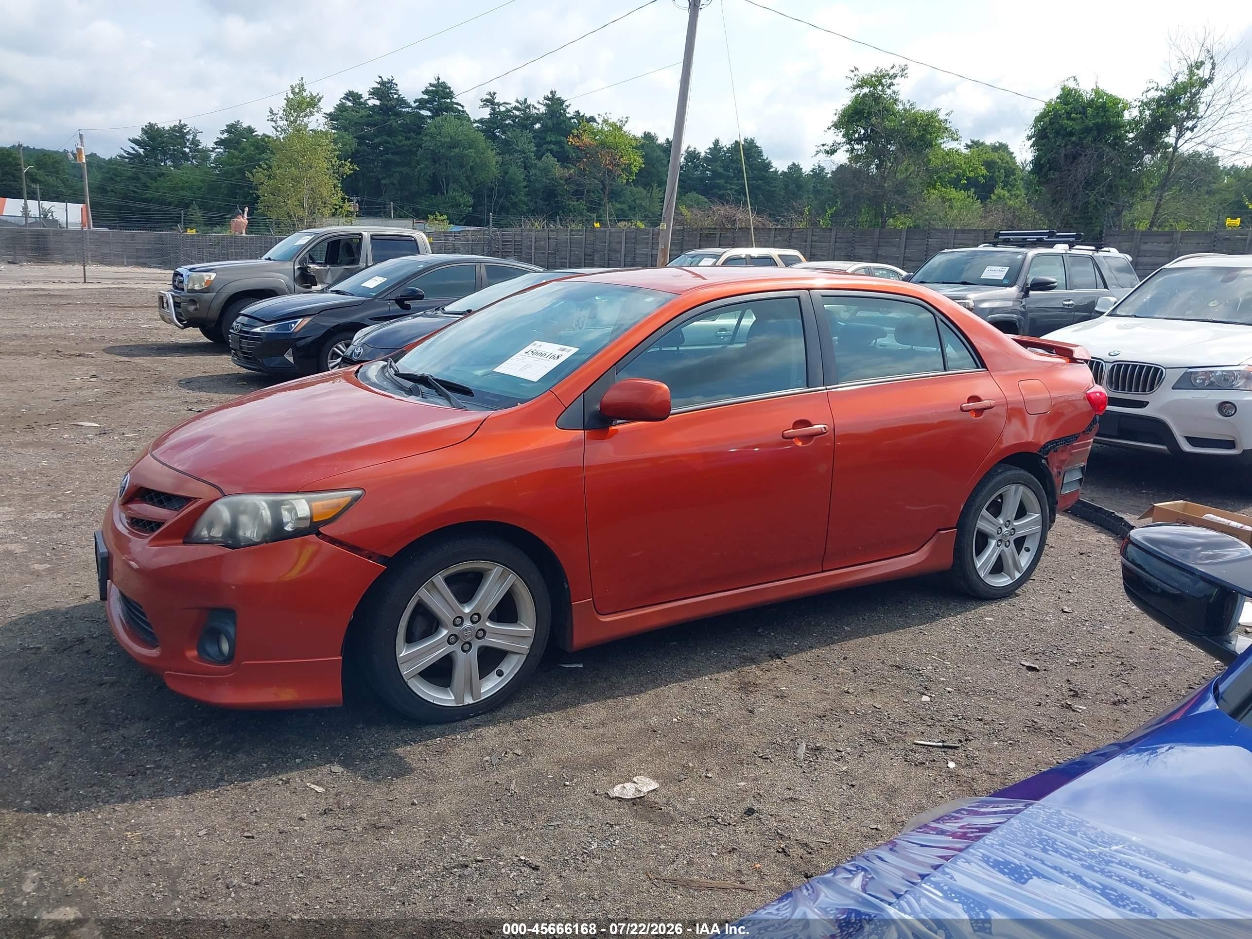 2013 Toyota Corolla S Special Edition Orange vin: 2T1BU4EEXDC086115