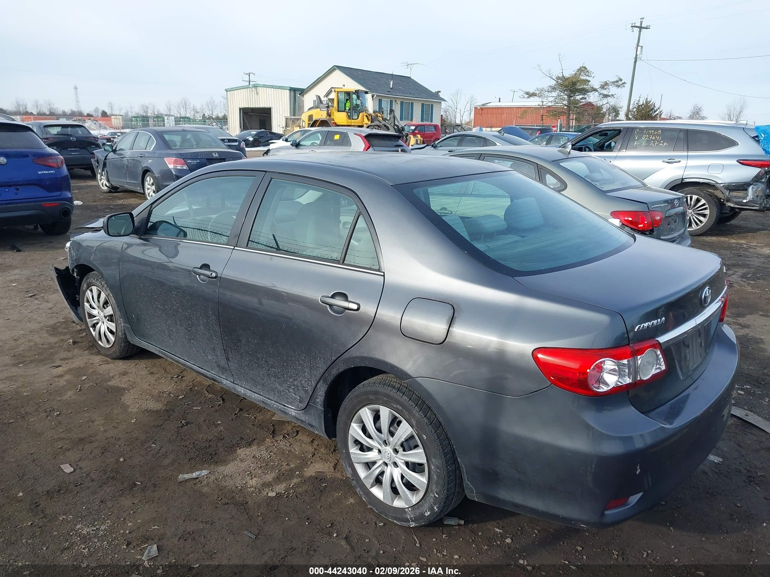 2013 Toyota Corolla Le Gray vin: 2T1BU4EEXDC090892