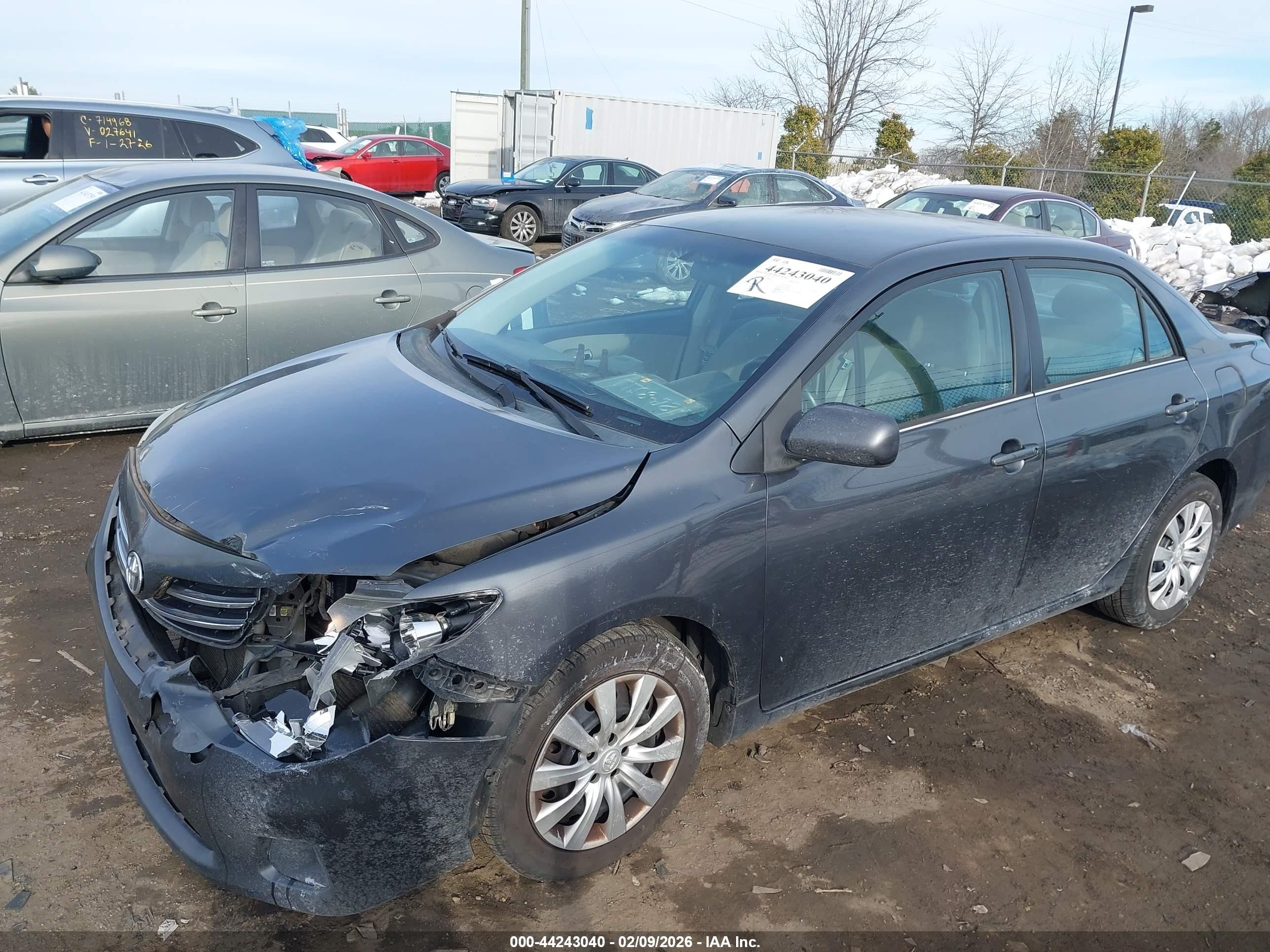 2013 Toyota Corolla Le Gray vin: 2T1BU4EEXDC090892