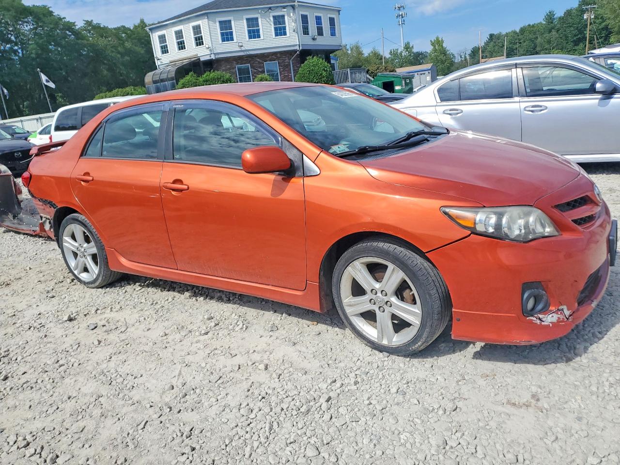2013 Toyota Corolla S Special Edition Orange vin: 2T1BU4EEXDC092075