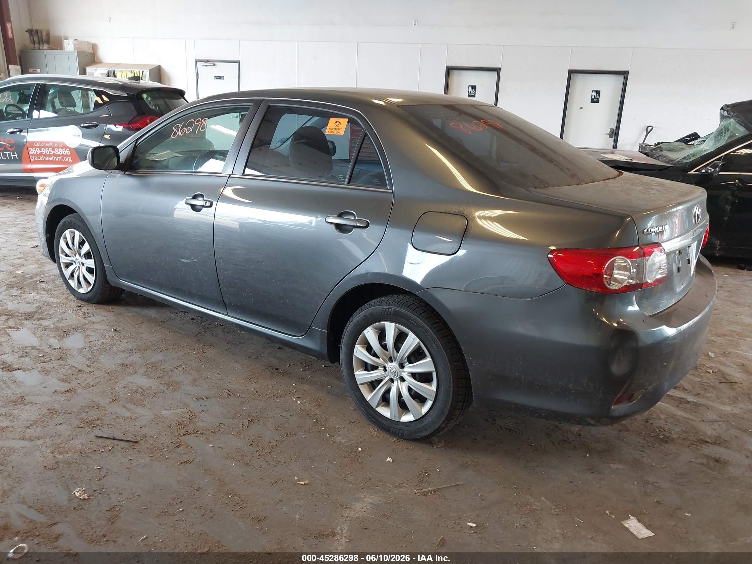 2013 Toyota Corolla Le Gray vin: 2T1BU4EEXDC092335