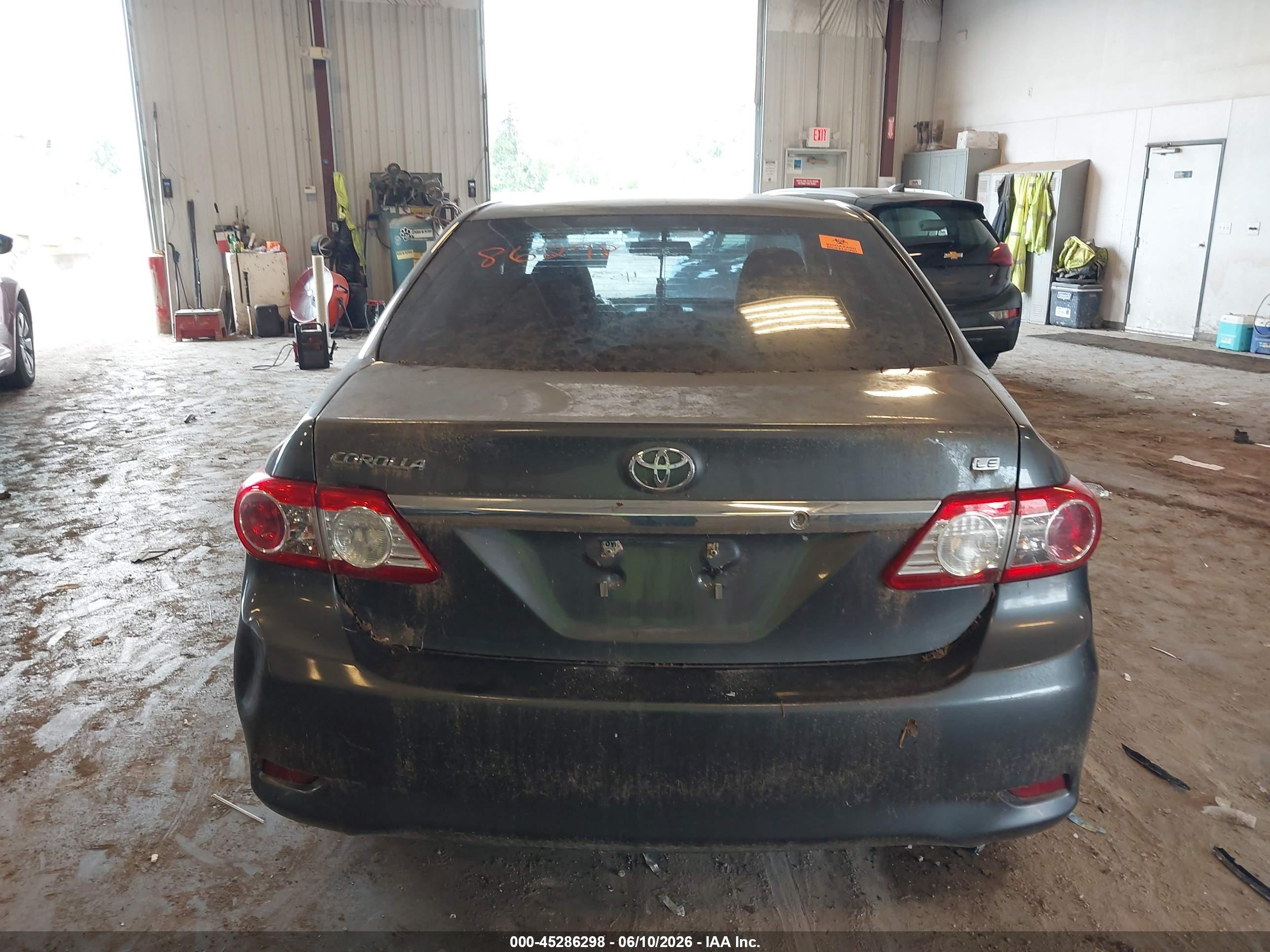 2013 Toyota Corolla Le Gray vin: 2T1BU4EEXDC092335