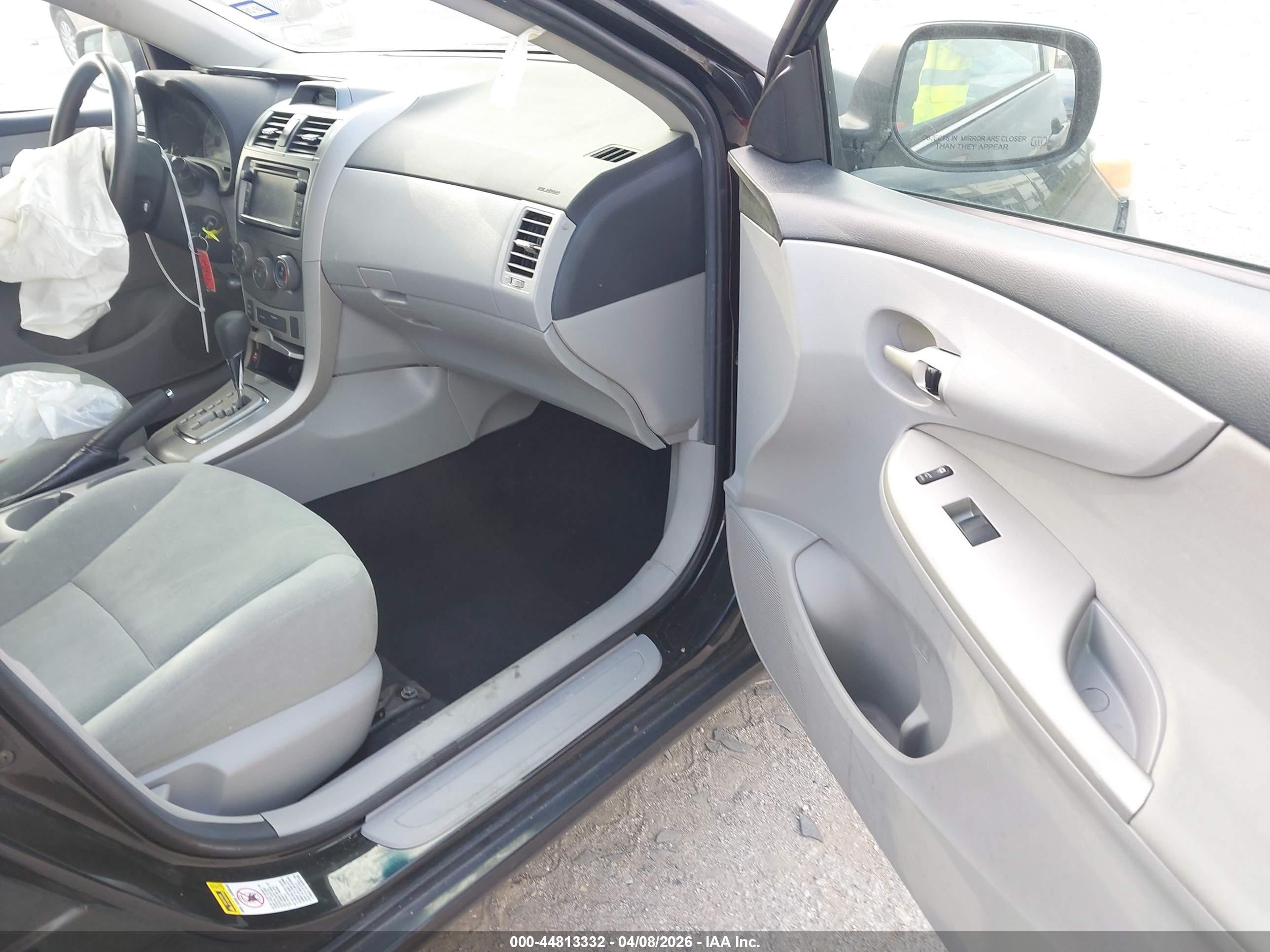 2013 Toyota Corolla Le Черный vin: 2T1BU4EEXDC096191