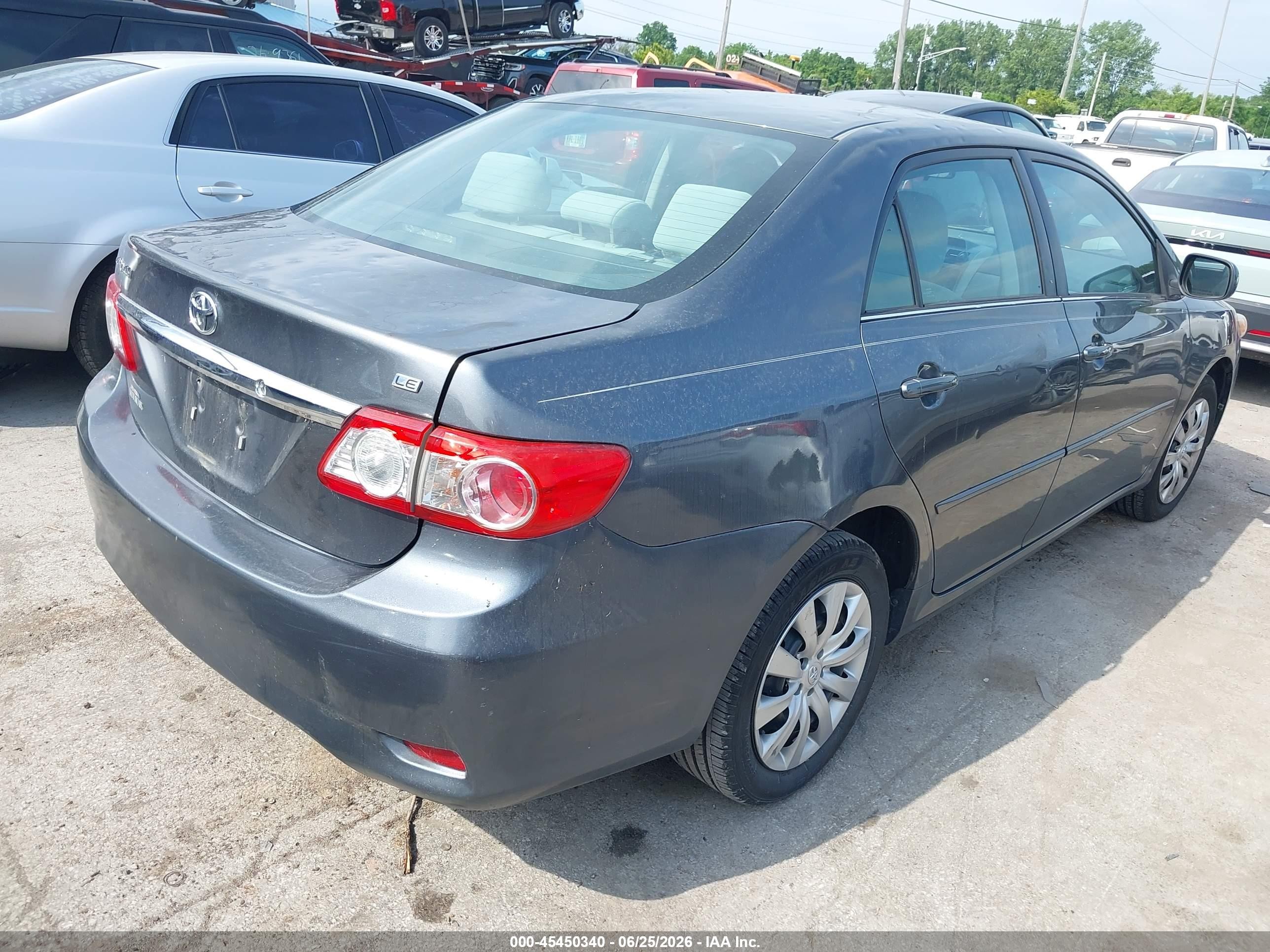 2013 Toyota Corolla Le Gray vin: 2T1BU4EEXDC104399