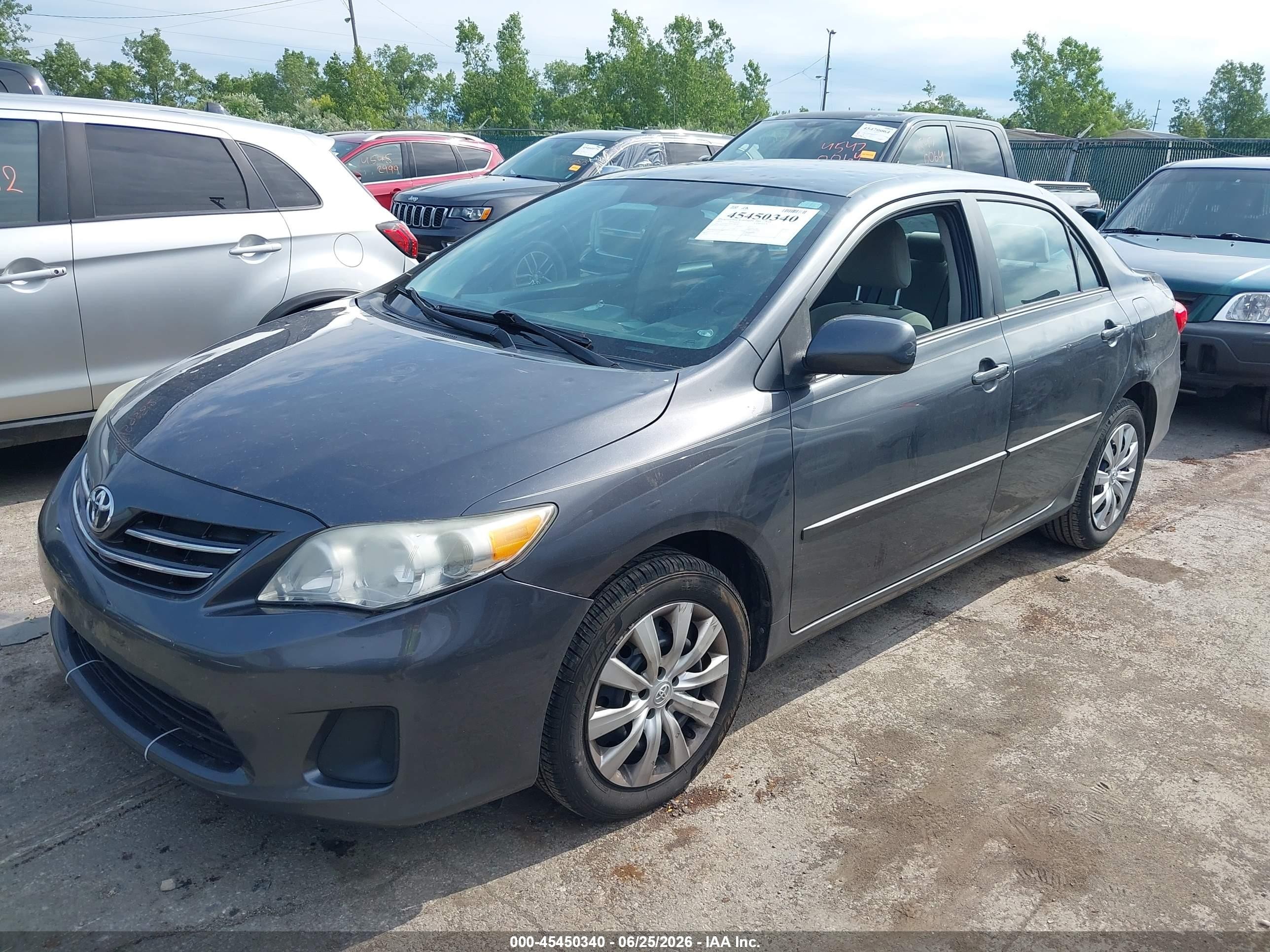 2013 Toyota Corolla Le Gray vin: 2T1BU4EEXDC104399