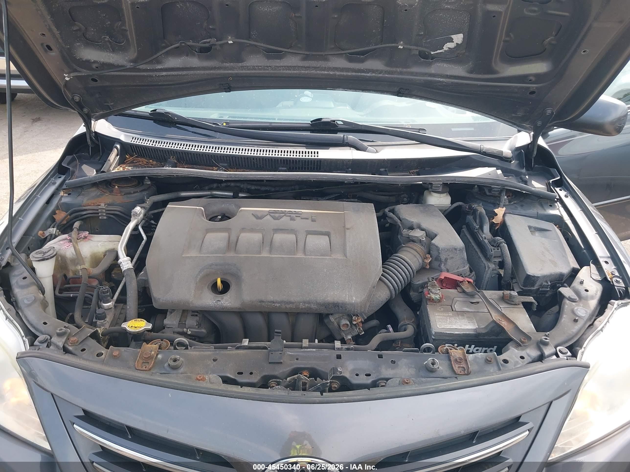 2013 Toyota Corolla Le Gray vin: 2T1BU4EEXDC104399