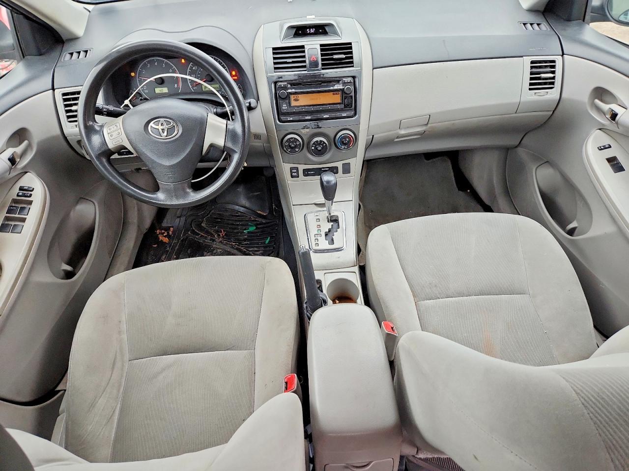 2013 Toyota Corolla Le Blue vin: 2T1BU4EEXDC104435