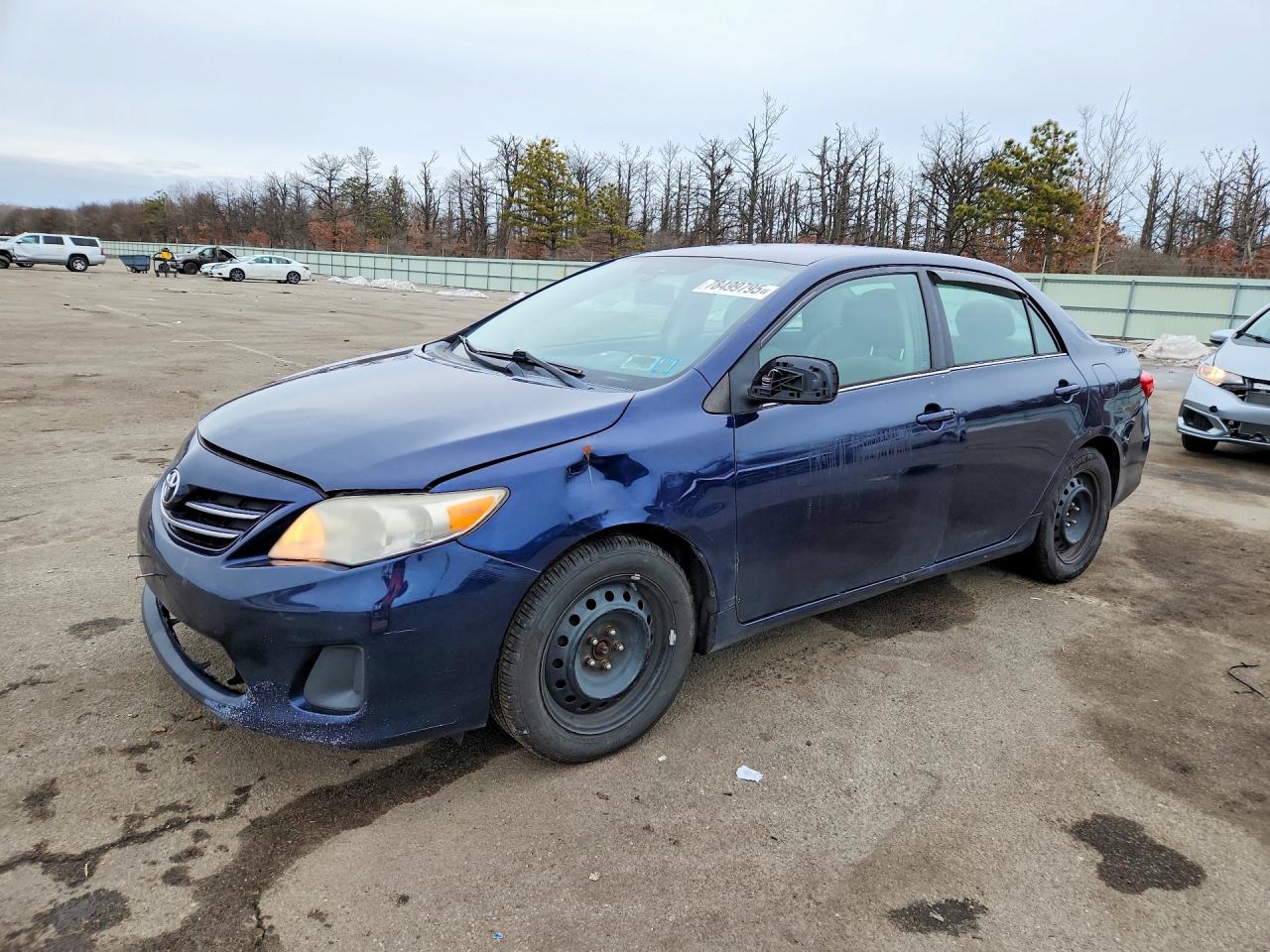 2013 Toyota Corolla Le Blue vin: 2T1BU4EEXDC104435