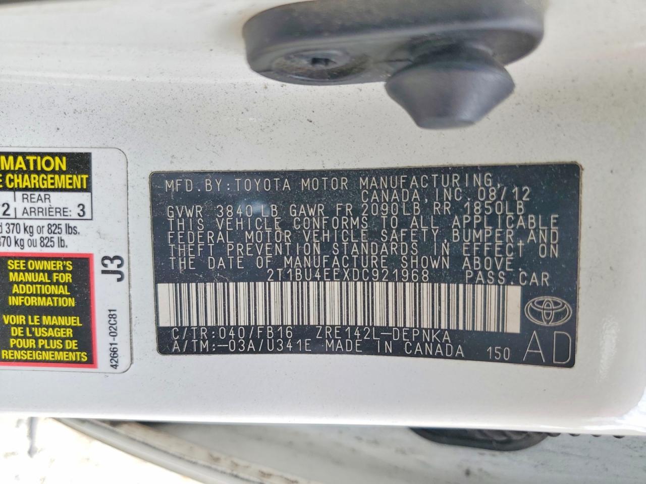 2013 Toyota Corolla Base White vin: 2T1BU4EEXDC921968