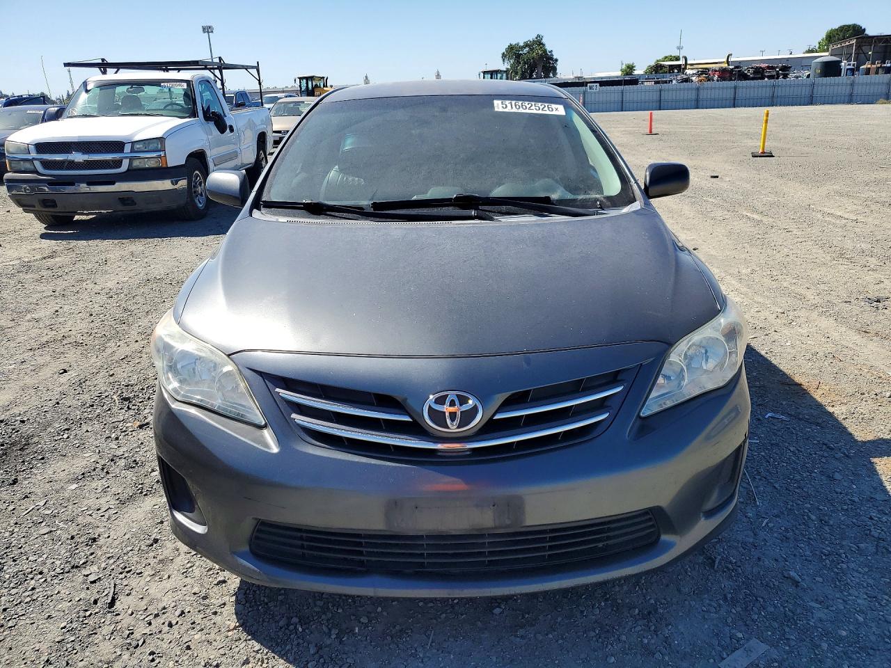 2013 Toyota Corolla Le Gray vin: 2T1BU4EEXDC925535