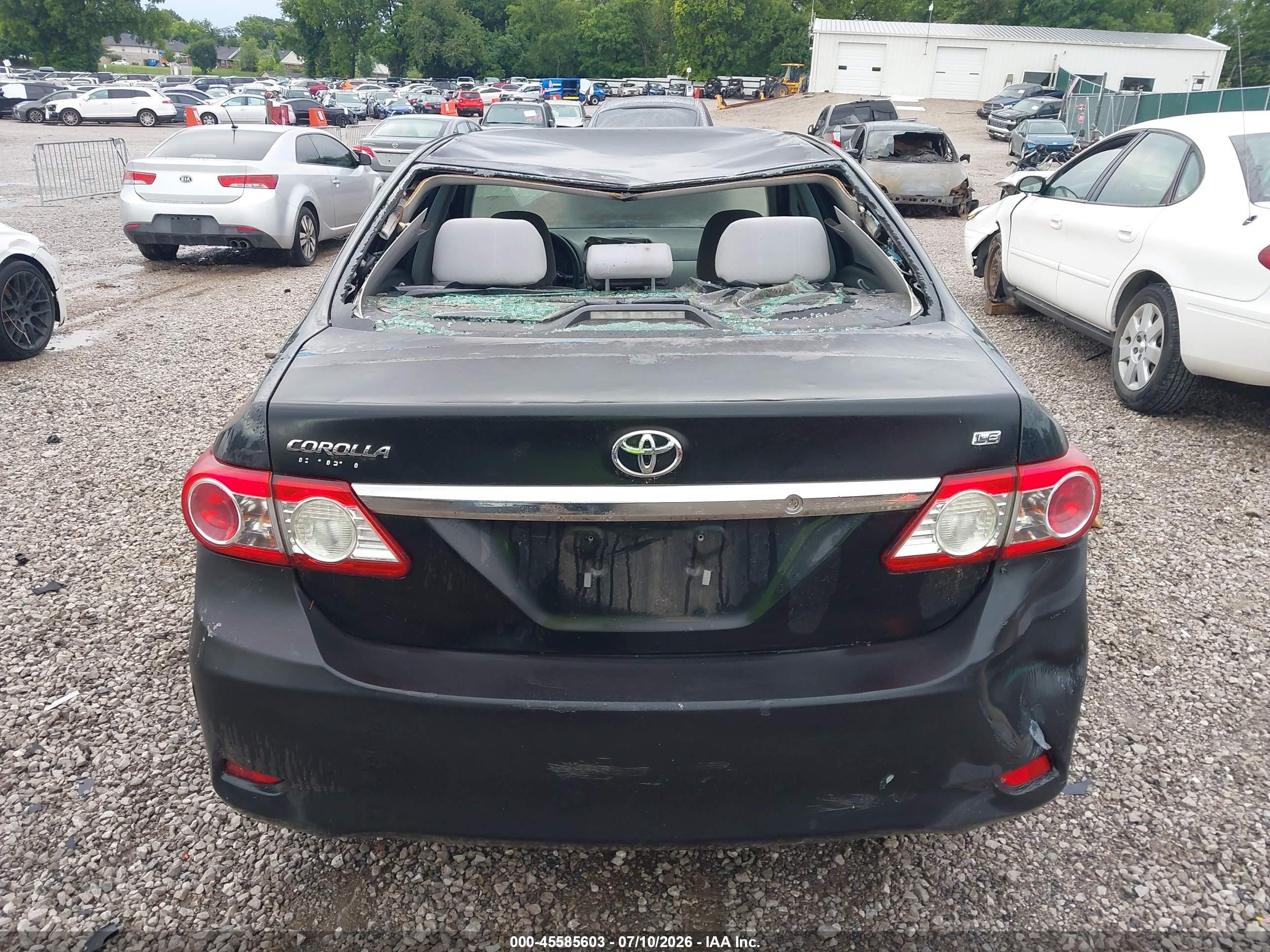 2013 Toyota Corolla Le Black vin: 2T1BU4EEXDC947857