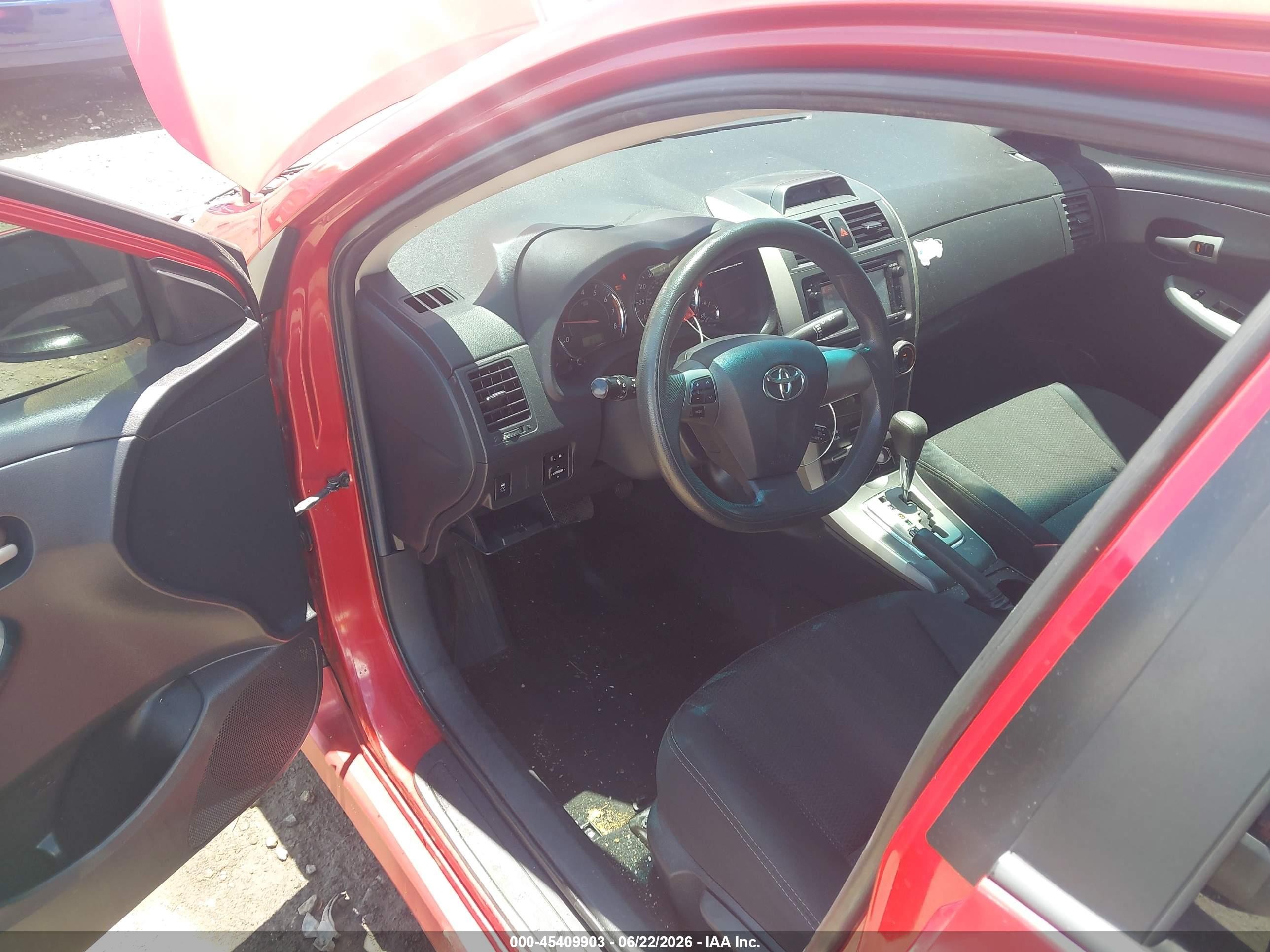 2013 Toyota Corolla S Red vin: 2T1BU4EEXDC949270