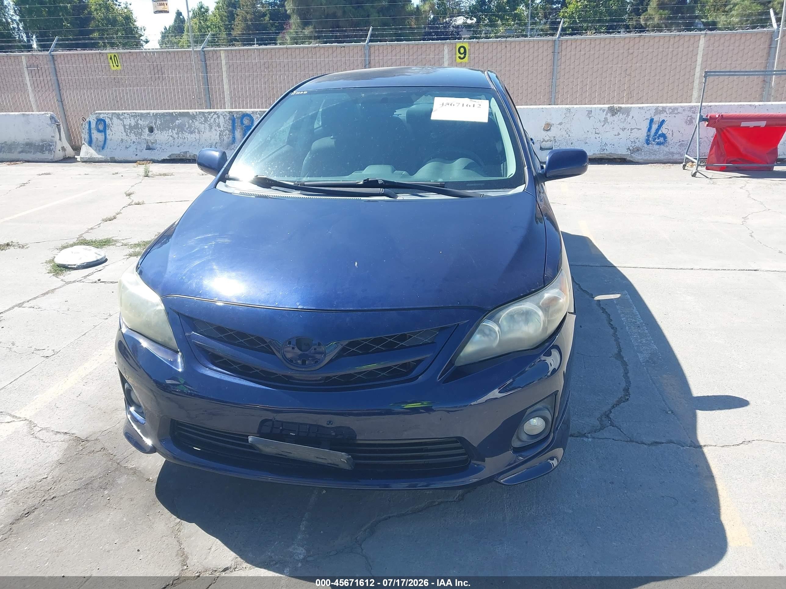 2013 Toyota Corolla S Blue vin: 2T1BU4EEXDC955893