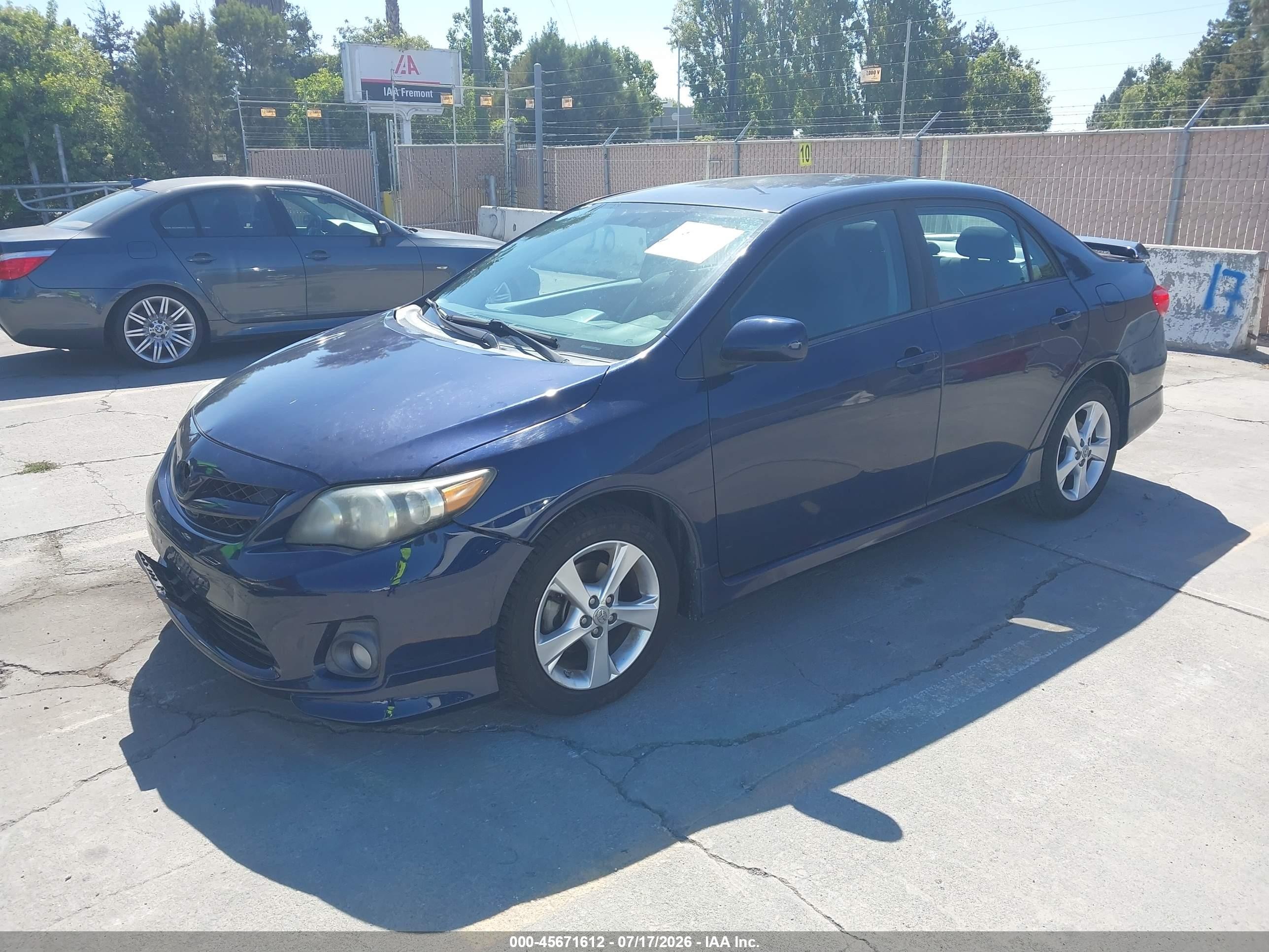 2013 Toyota Corolla S Blue vin: 2T1BU4EEXDC955893