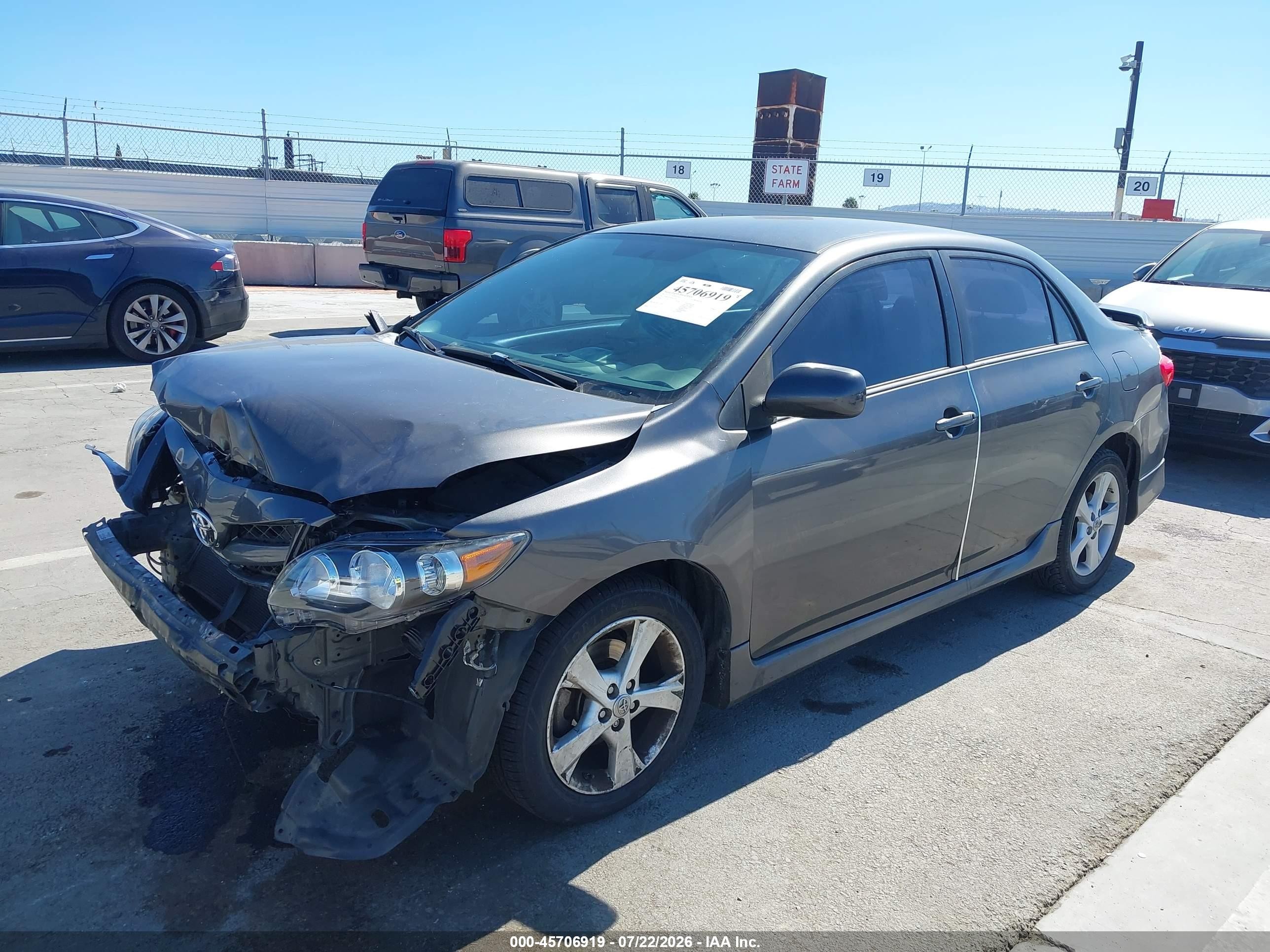 2013 Toyota Corolla S Серый vin: 2T1BU4EEXDC973021