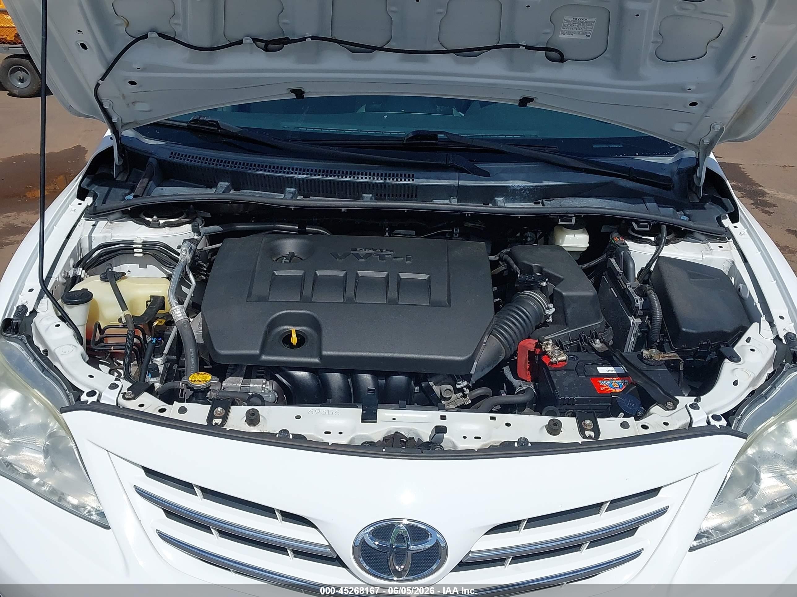 2013 Toyota Corolla Le/le Special Edition White vin: 2T1BU4EEXDC977005