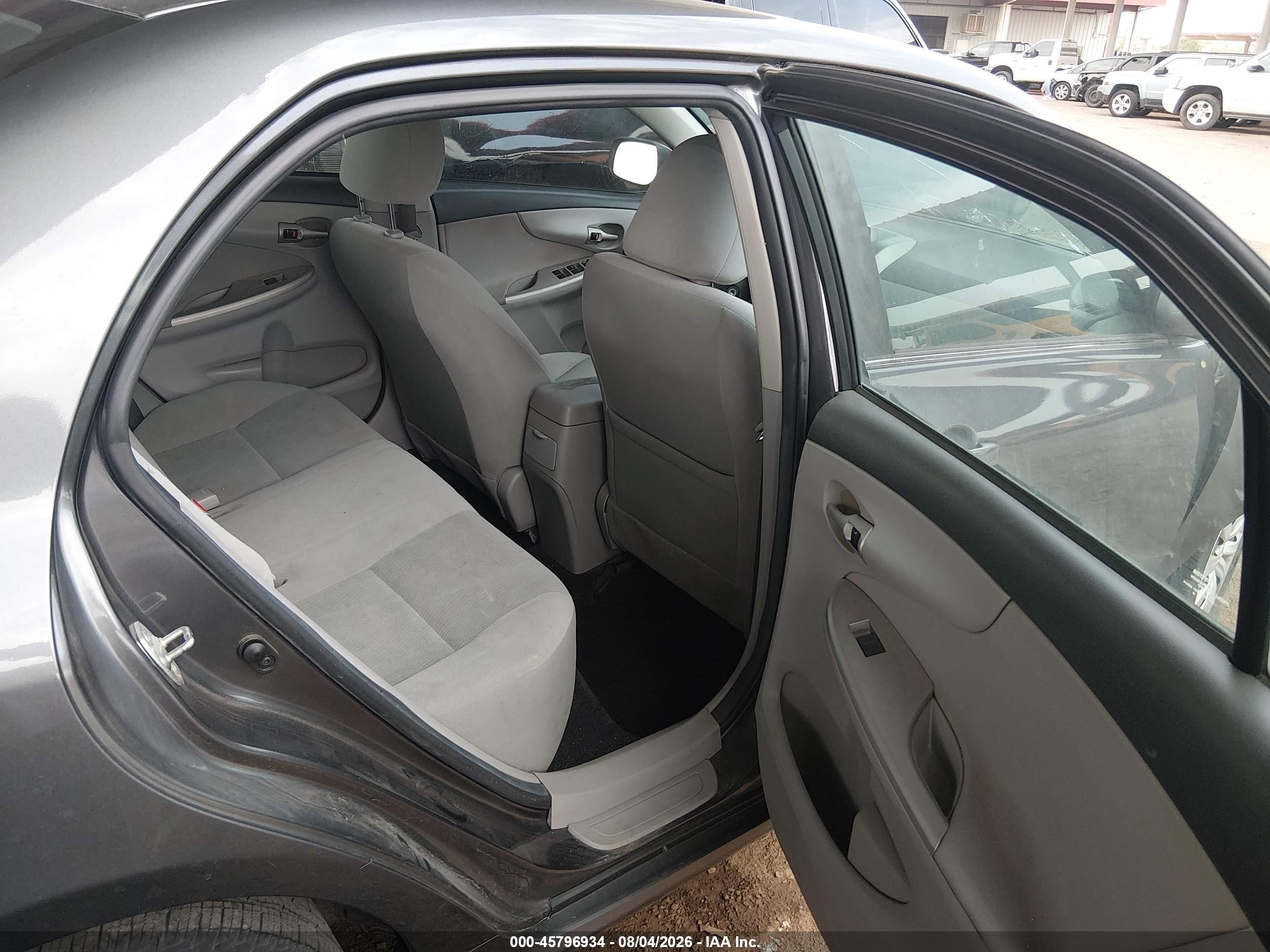2013 Toyota Corolla Le Серый vin: 2T1BU4EEXDC981958