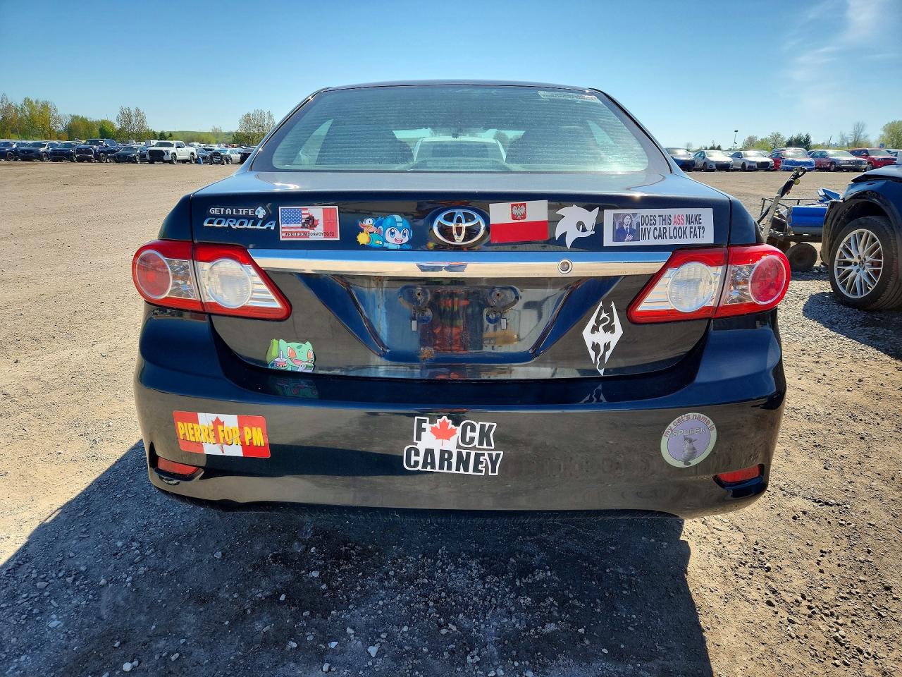 2013 Toyota Corolla Le Plus/le Premium Black vin: 2T1BU4EEXDC985895