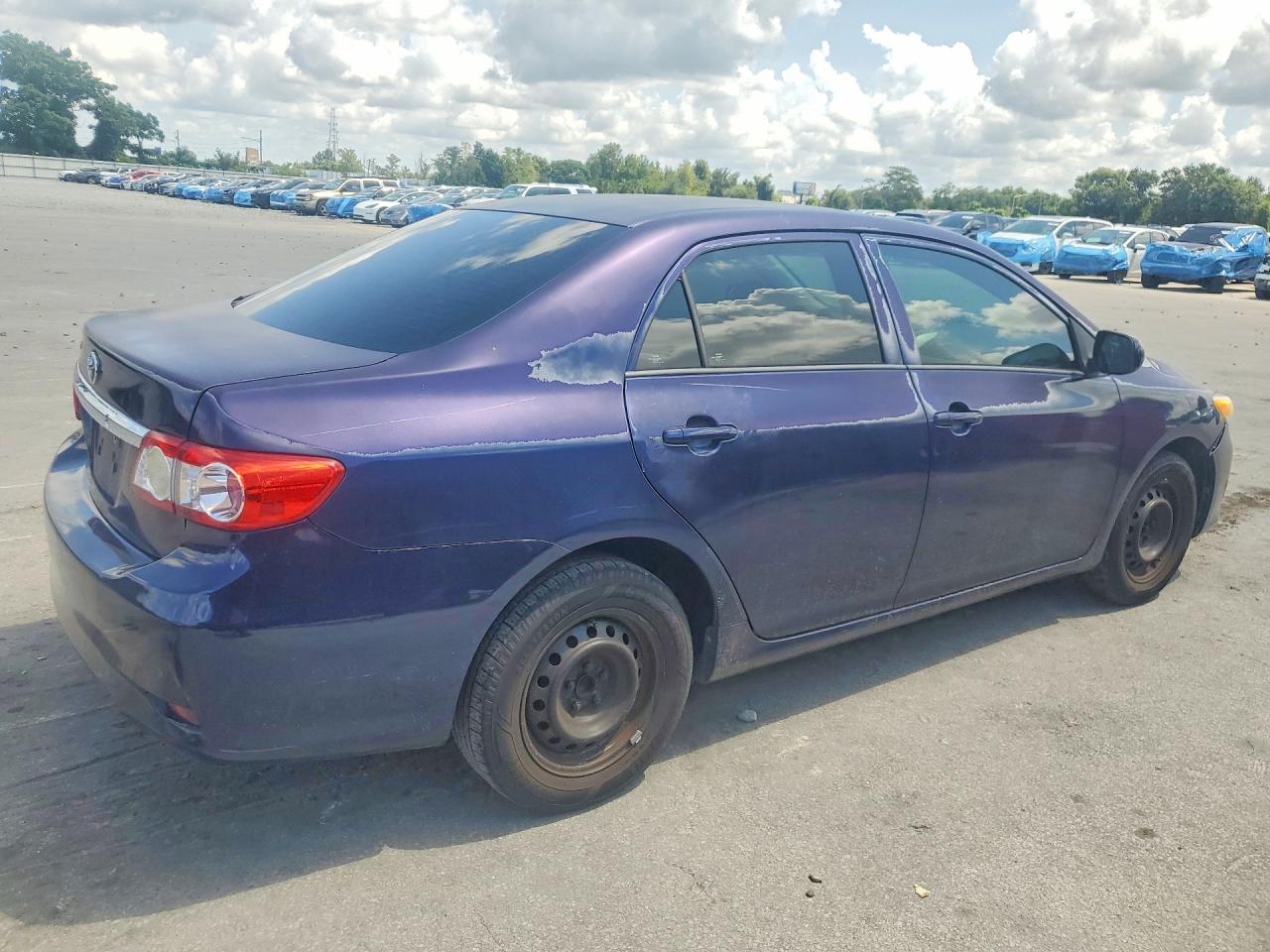2013 Toyota Corolla L Blue vin: 2T1BU4EEXDC991552