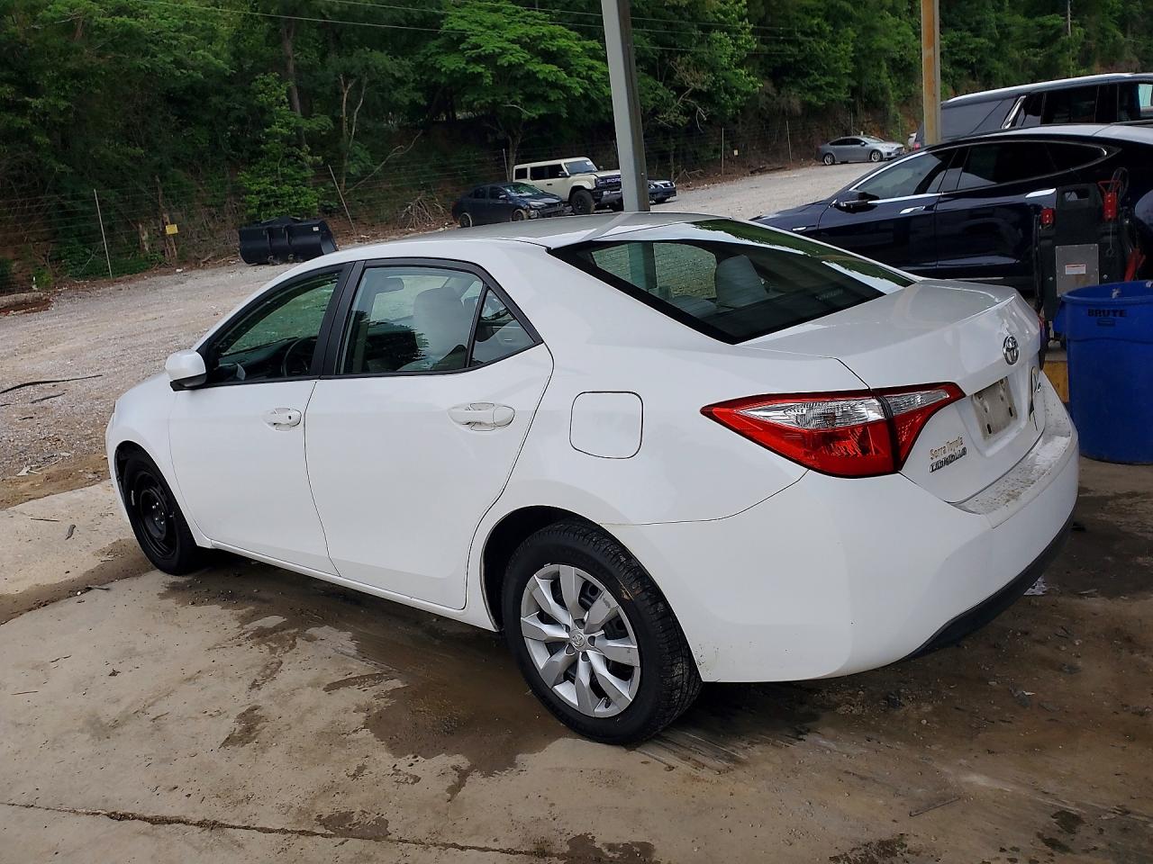 2014 Toyota Corolla Le White vin: 2T1BURHE0EC011935