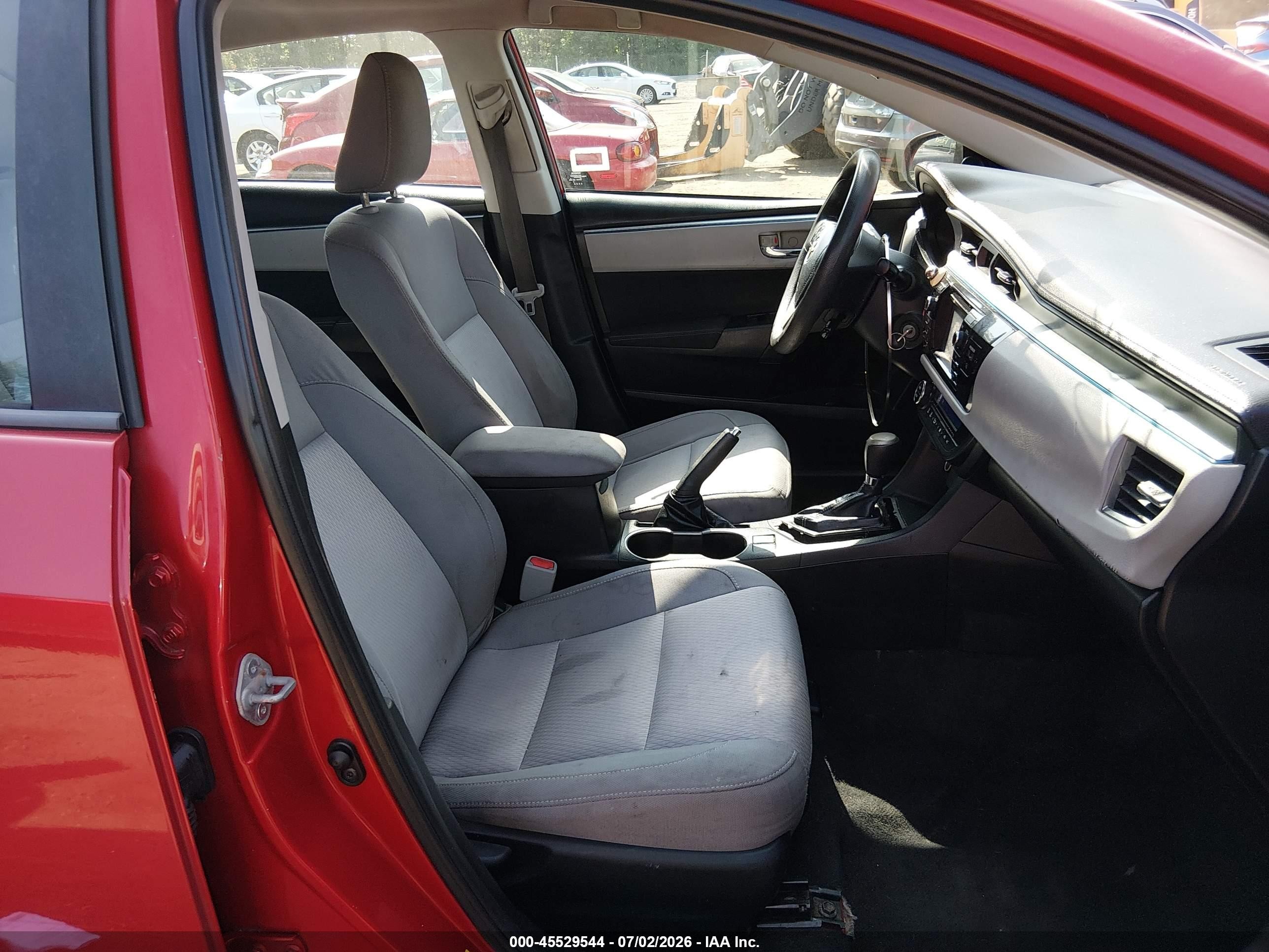 2014 Toyota Corolla Le Red vin: 2T1BURHE0EC012101