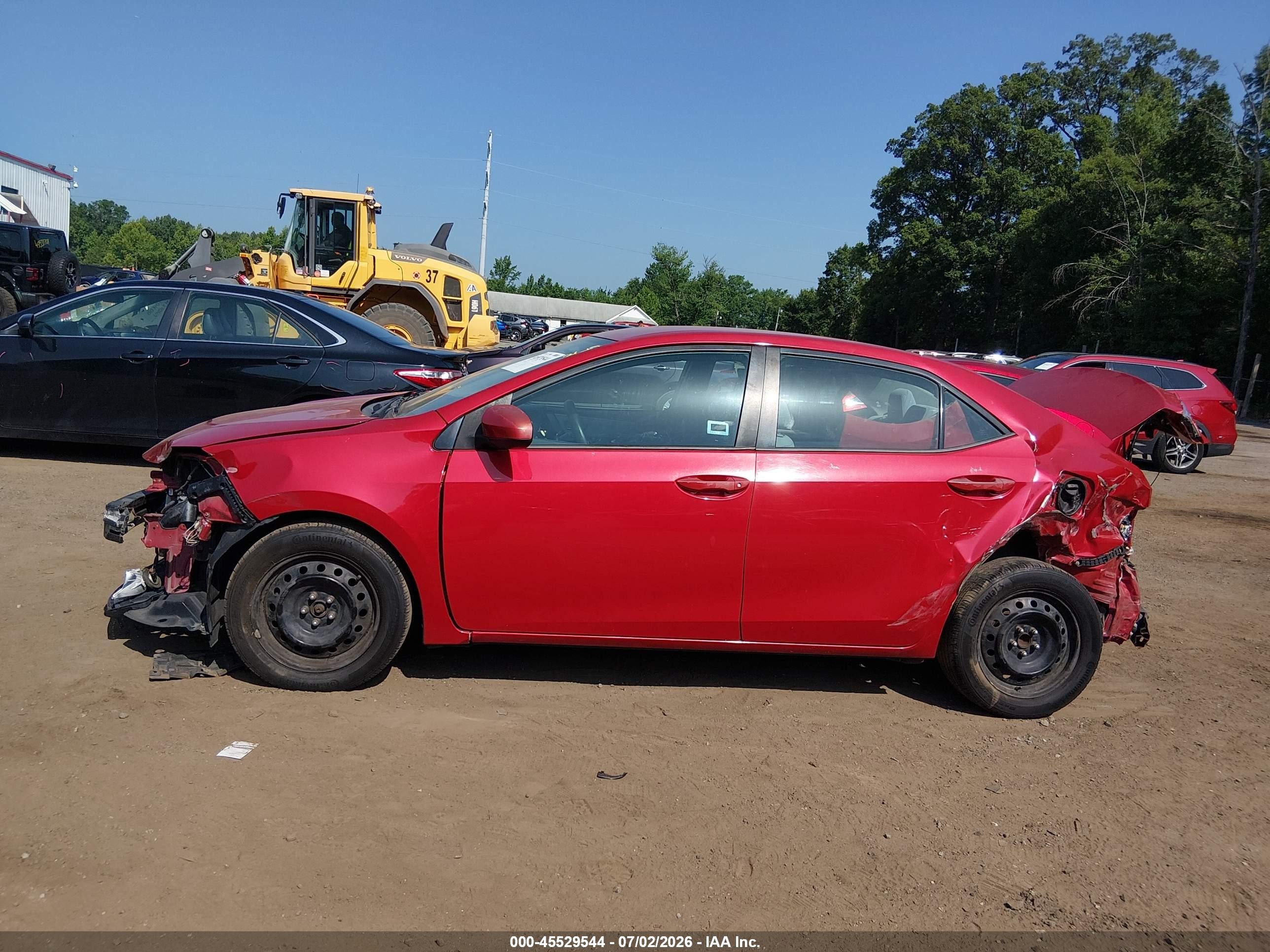 2014 Toyota Corolla Le Red vin: 2T1BURHE0EC012101