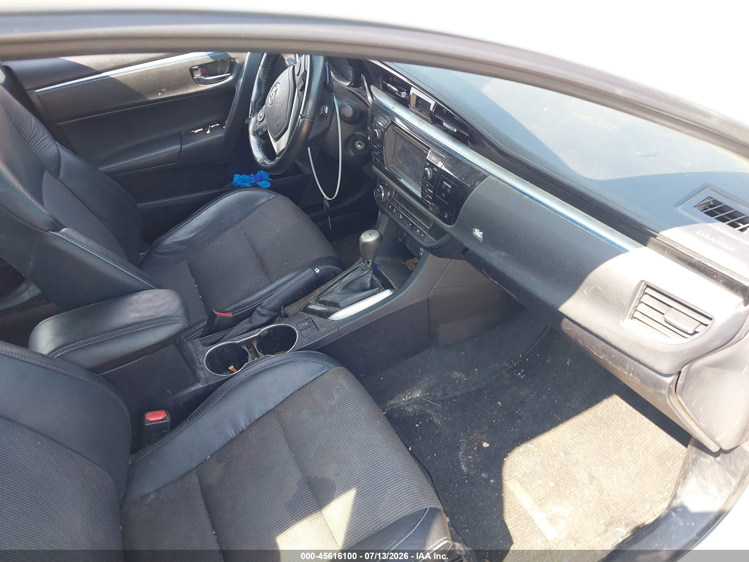 2014 Toyota Corolla S Plus White vin: 2T1BURHE0EC031036