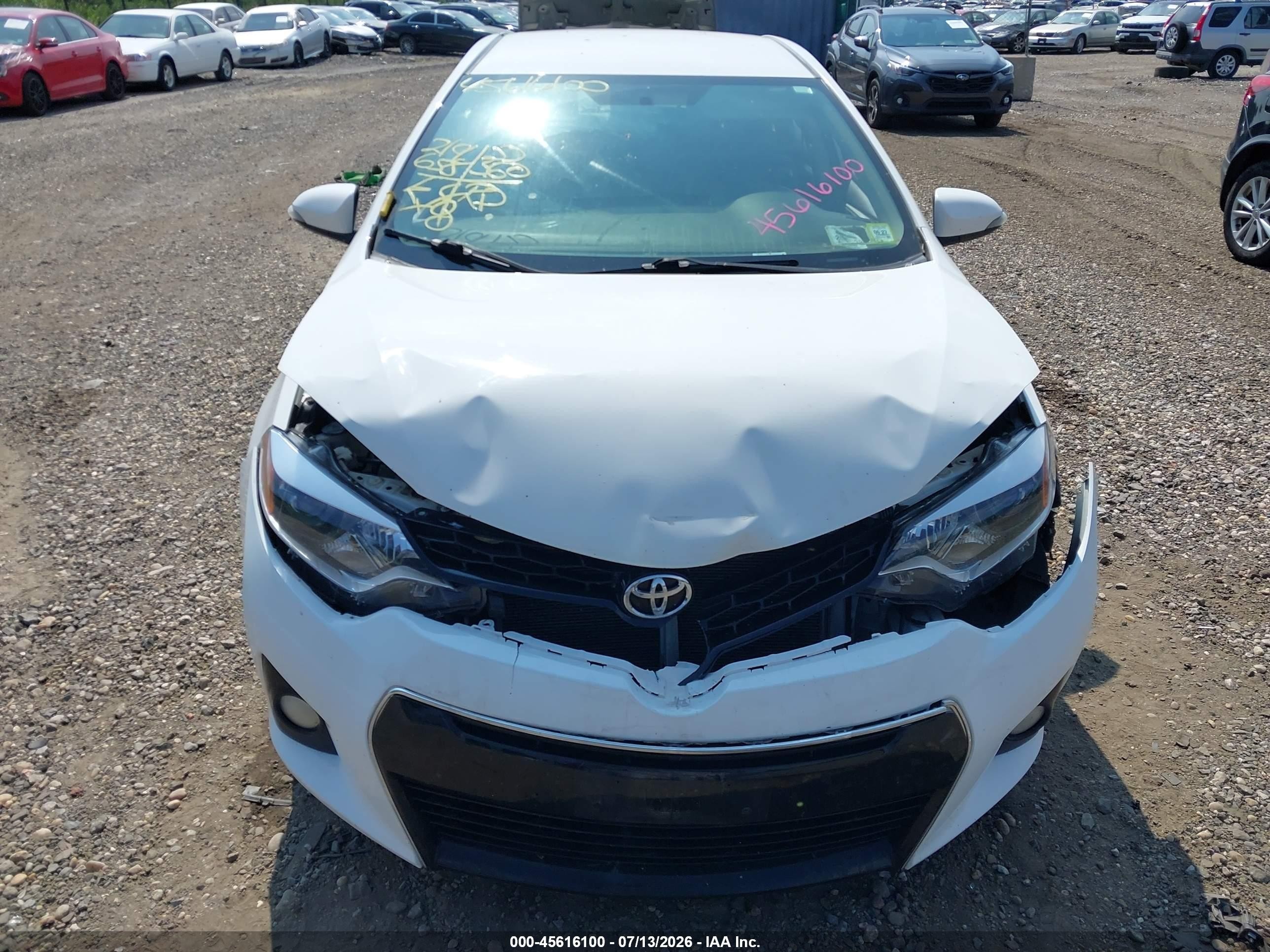 2014 Toyota Corolla S Plus White vin: 2T1BURHE0EC031036